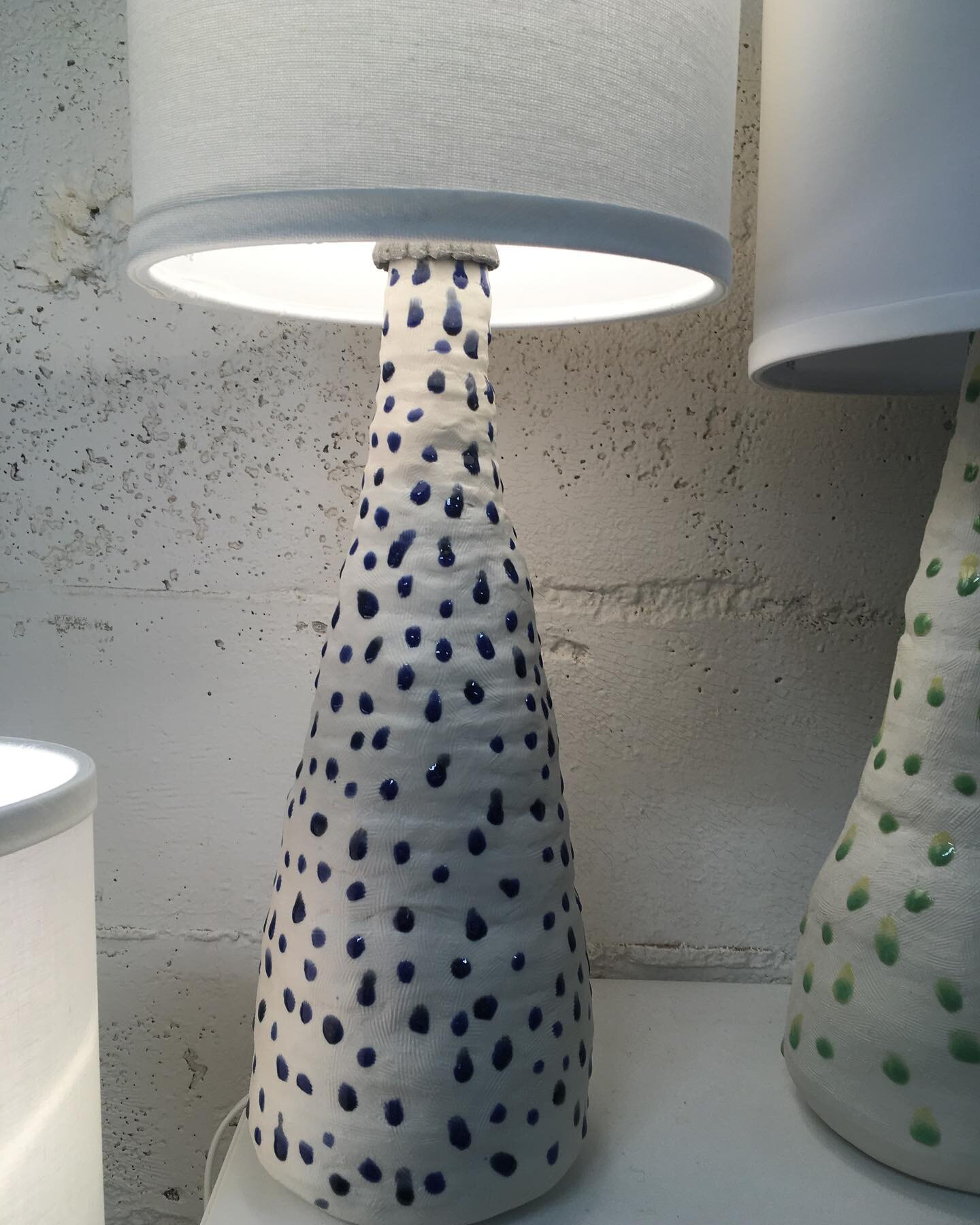 Ta Da! Blue Spotted porcelain lamp with special vintage fluted cap and linen shade. #porcelain #lamps ceramicshowcase2023 #fenchelshades