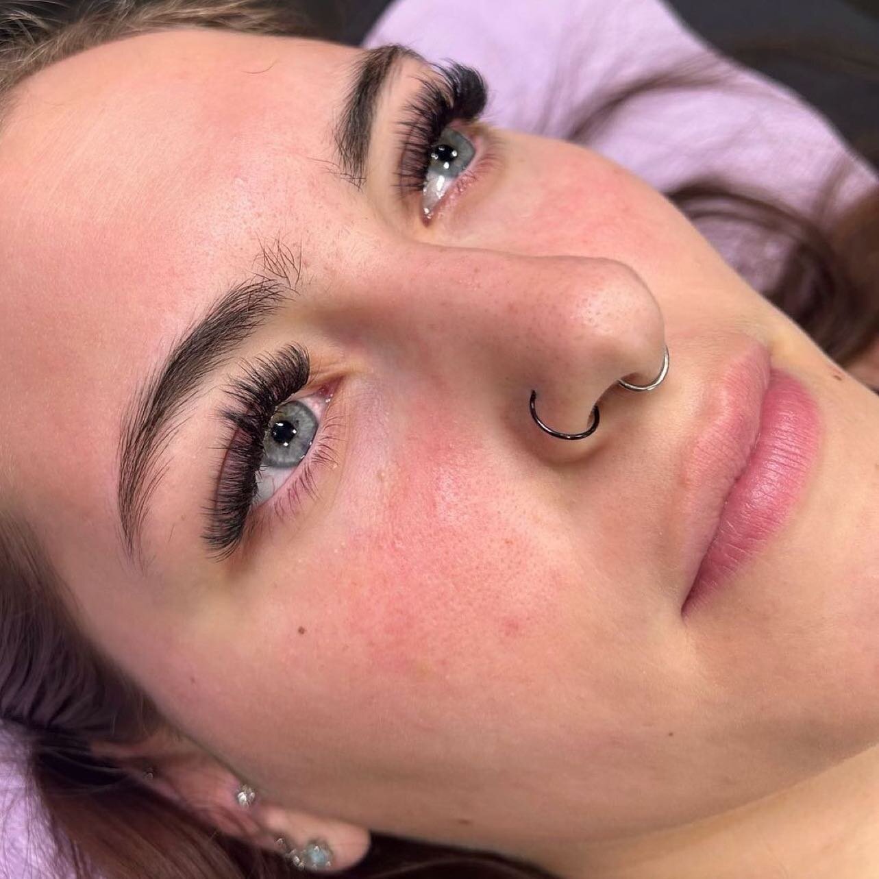 @the.mood.studio

Make a statement with some gorgeous volume lashes 🤩 Done by @moodymcintosh ✨💘
-
 #dtmiddletown
 #dtmiddletownshops
 #dtmiddletowntreats