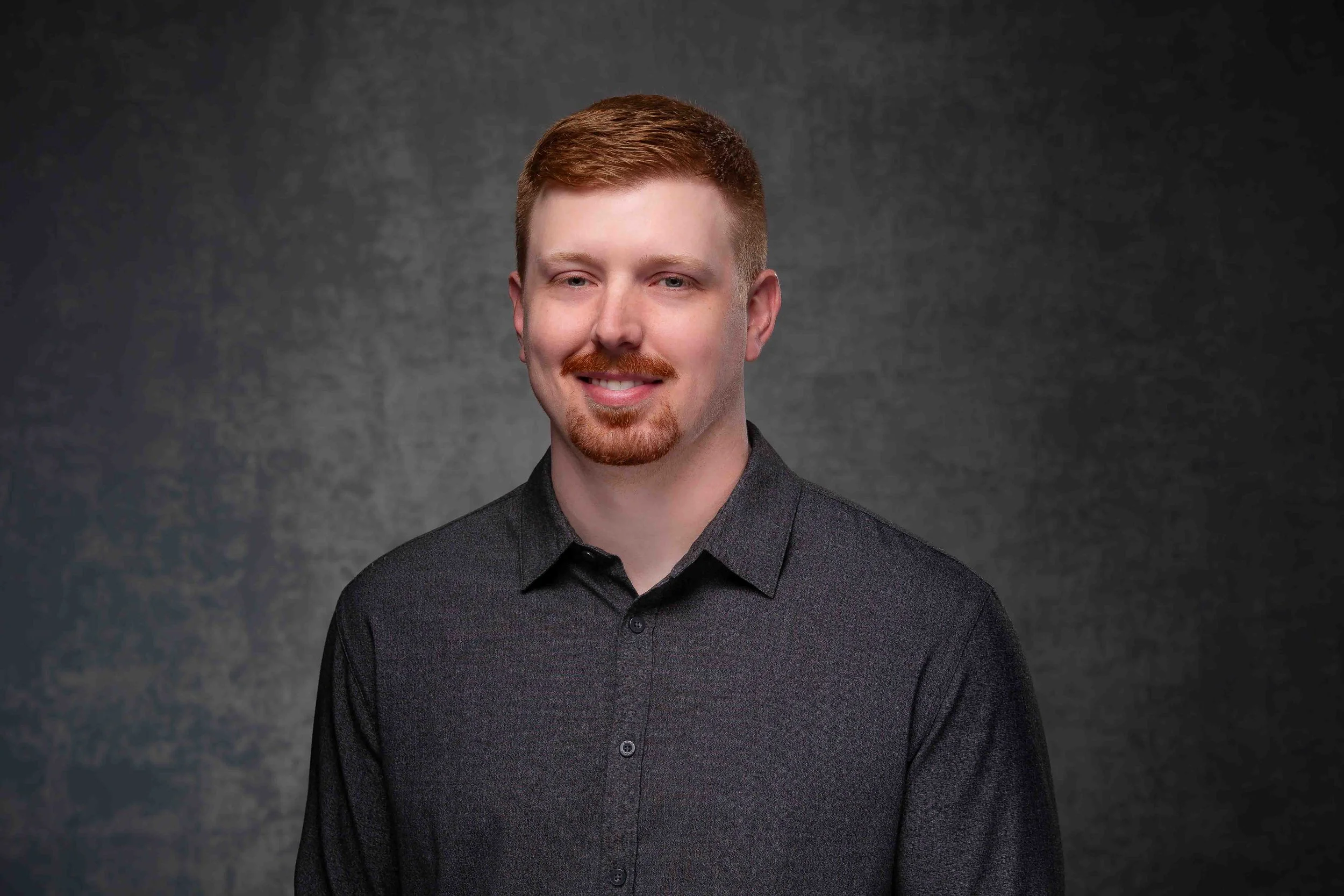 On-Location Corporate Headshots: What Companies Should Expect on Photo Day