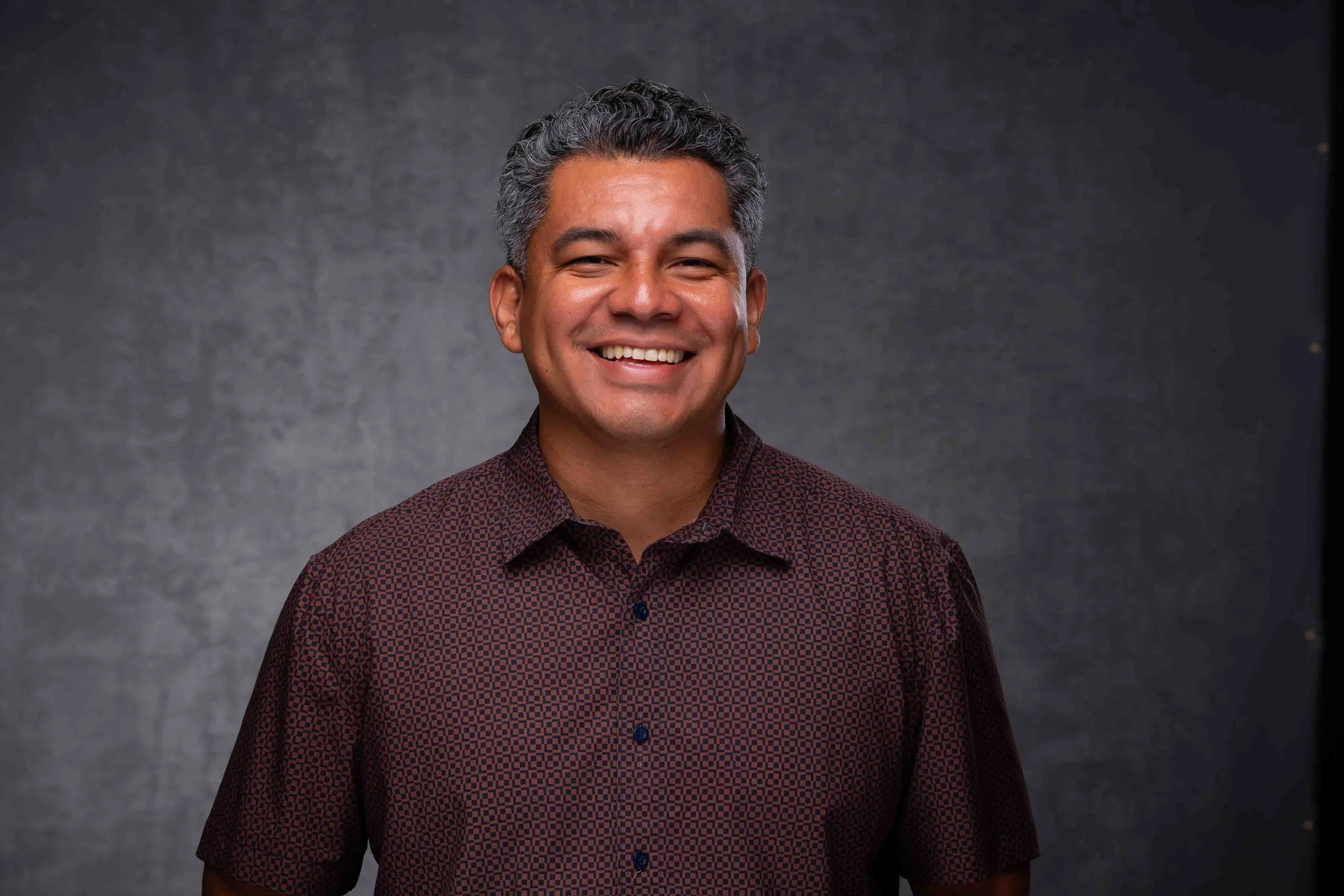 Headshots for Financial Advisors, Insurance Teams, and Wealth Management Firms