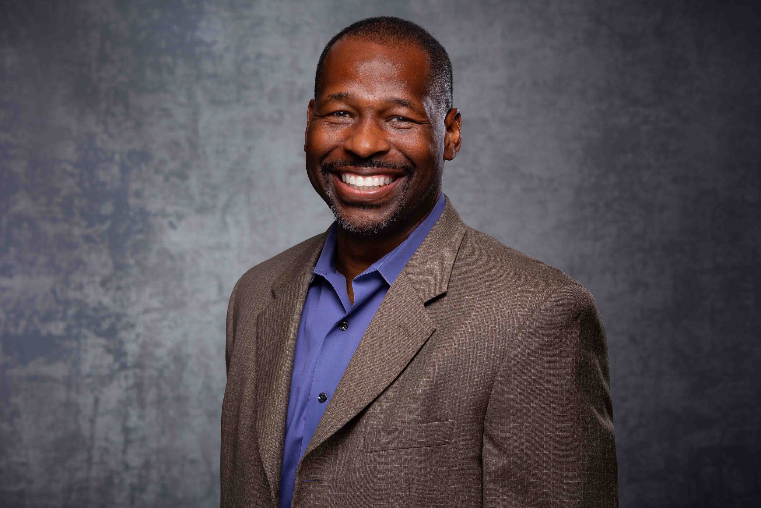 How to Find the Best Professional Headshots Near Me in Dallas–Fort Worth