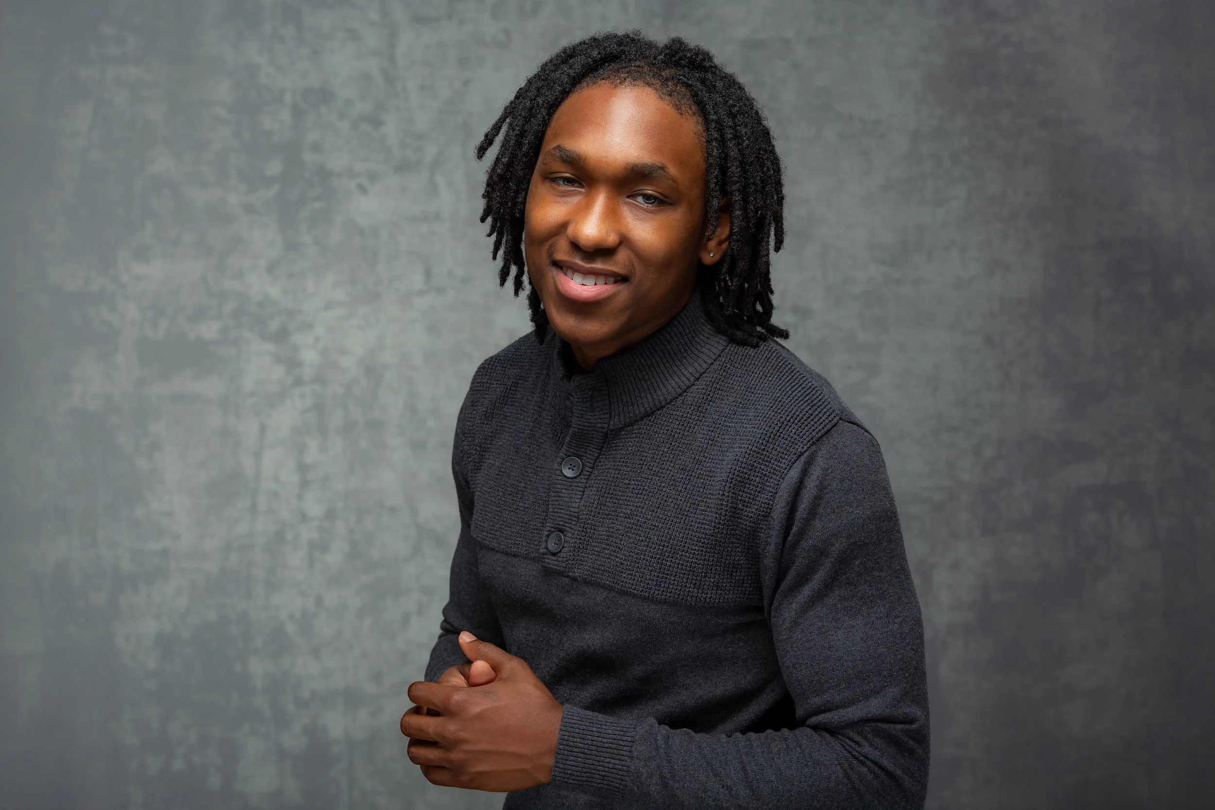 The Biggest Mistakes Actors Make When Choosing a Headshot Photographer