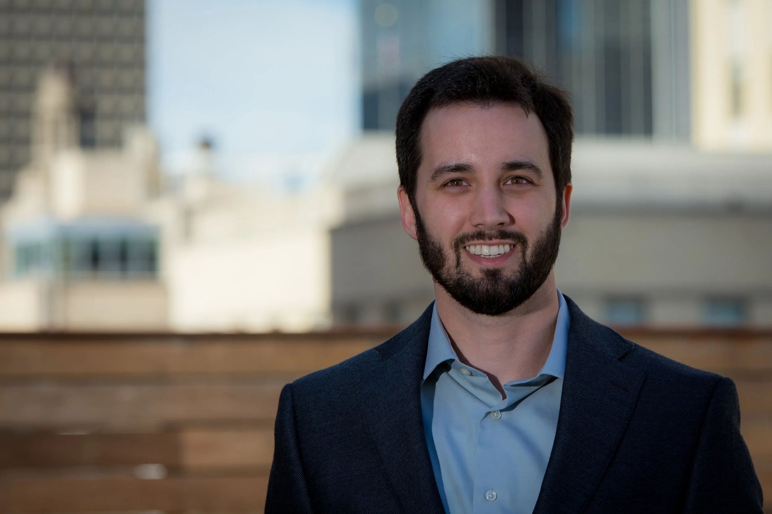 Why Dallas Realtors Need a Professional Headshot to Win More Listings