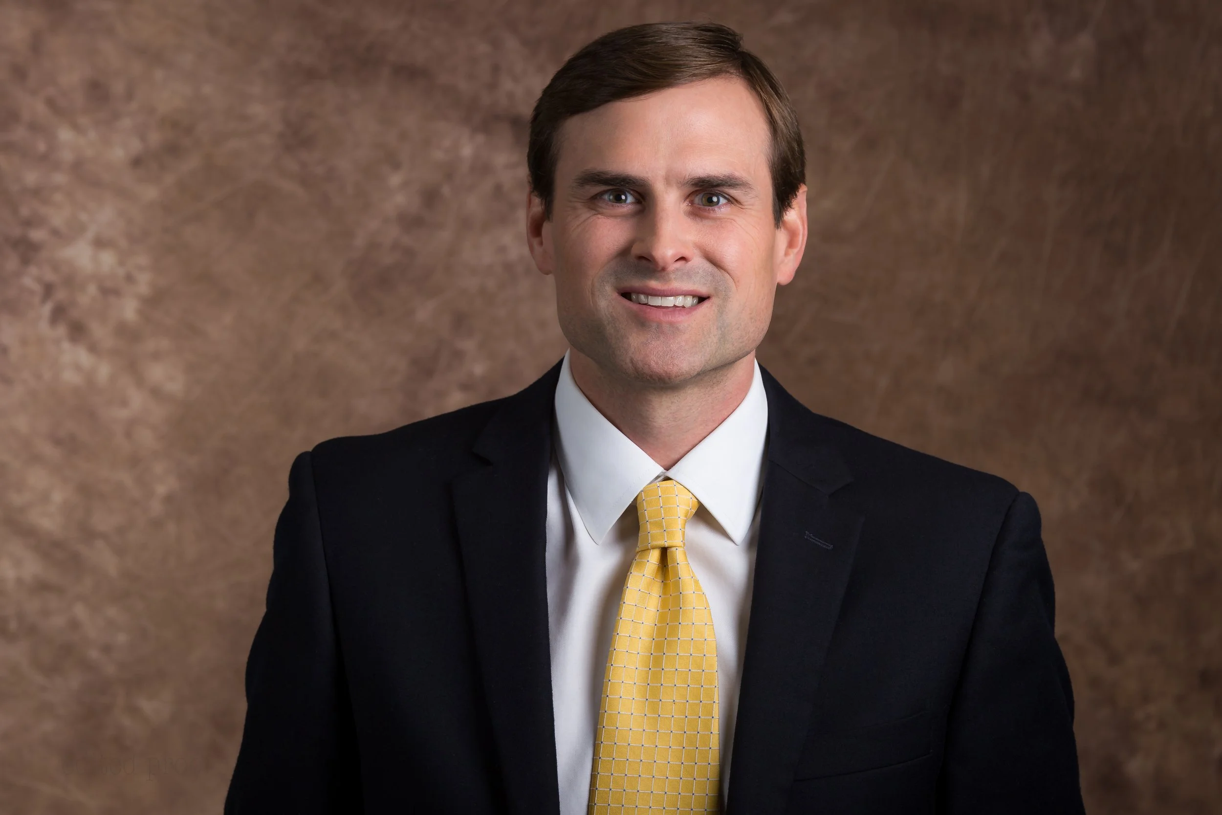Executive Headshots Near Me: What High-Level Professionals Expect