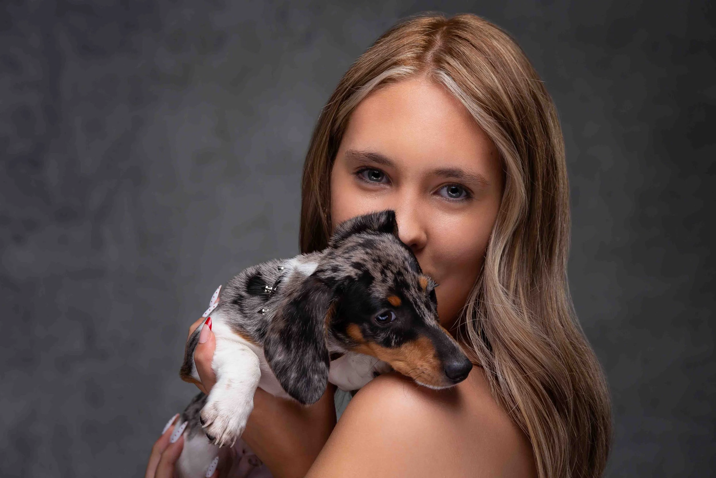 Model Headshots and Comp Cards in DFW: What You Need Before You Submit to an Agency