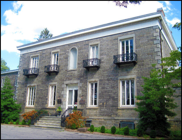 Bartow-Pell Mansion Museum (front). The only remaining of some 20 estates that dotted this area.