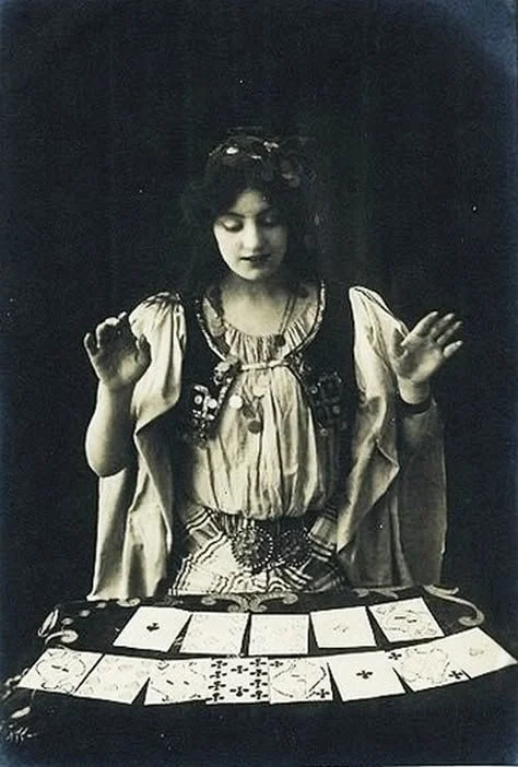 A Year of Tarot ~ purchase class recording