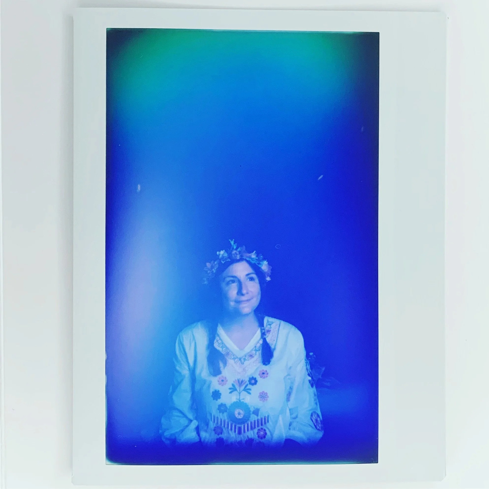  blue aura, white aura, green 