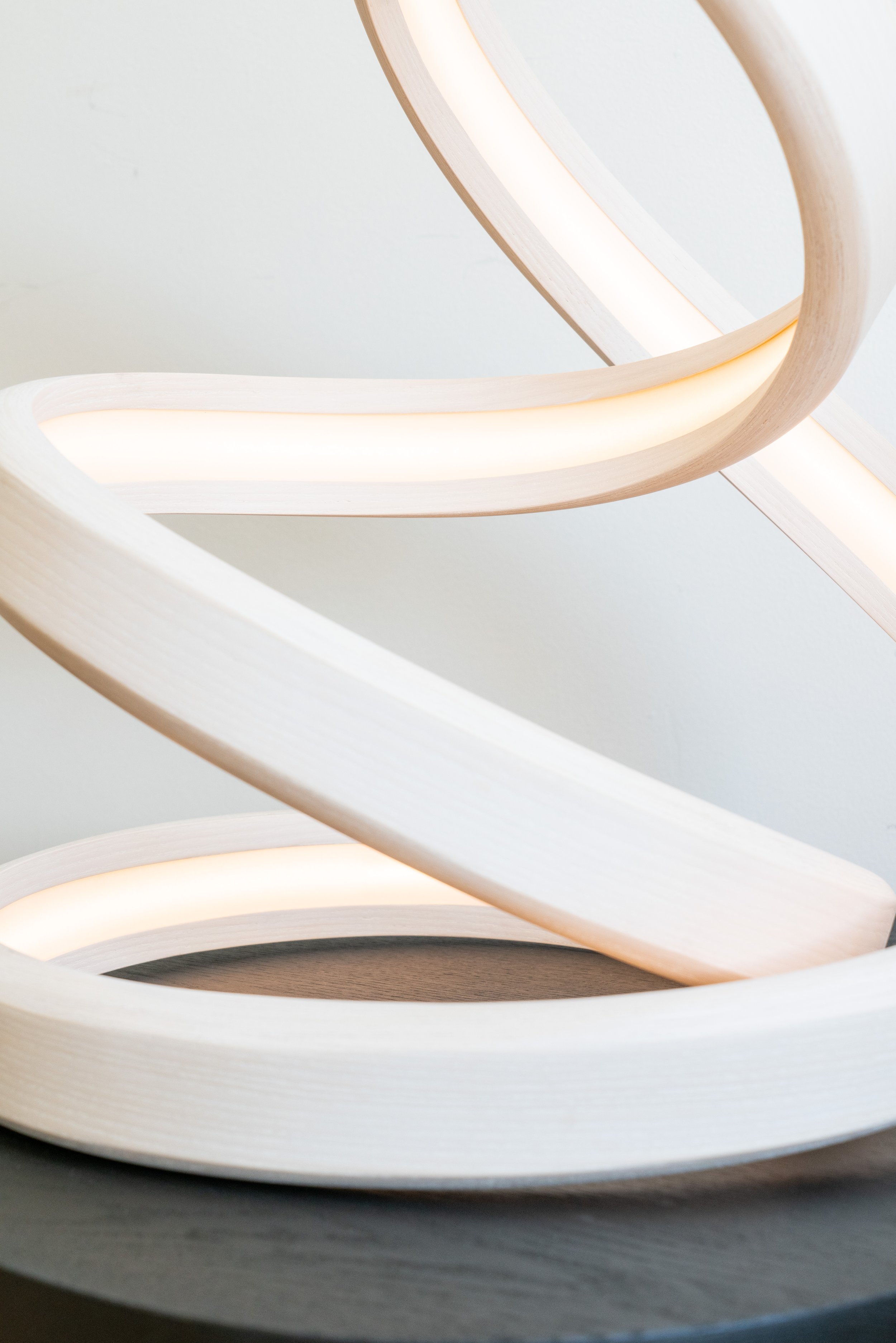 Infinity Light Sculpture_Giulio D'Amore Studio_Lights_Table Lamps_-8.jpg