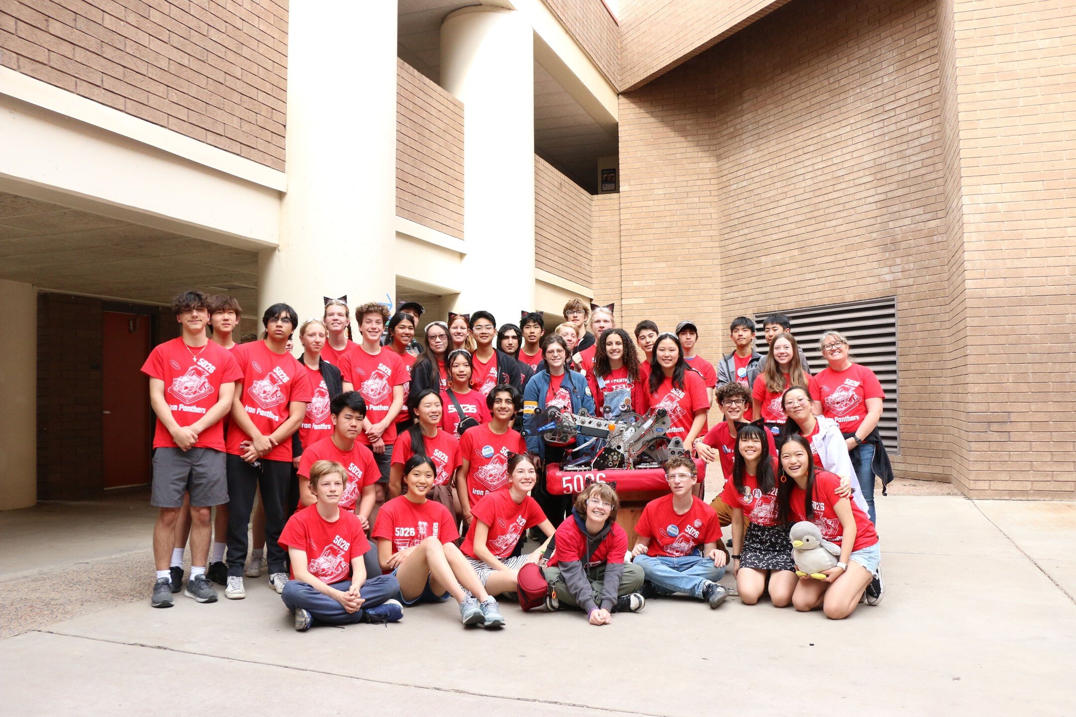 During the weekend, we attended our last on-season competition, Arizona East Regional! We were so proud to rank 4th and become 3rd seed alliance captain. Thank you to 294 (Beach Cities Robotics) and 3019 (Firebirds) for being our partners! 🐾