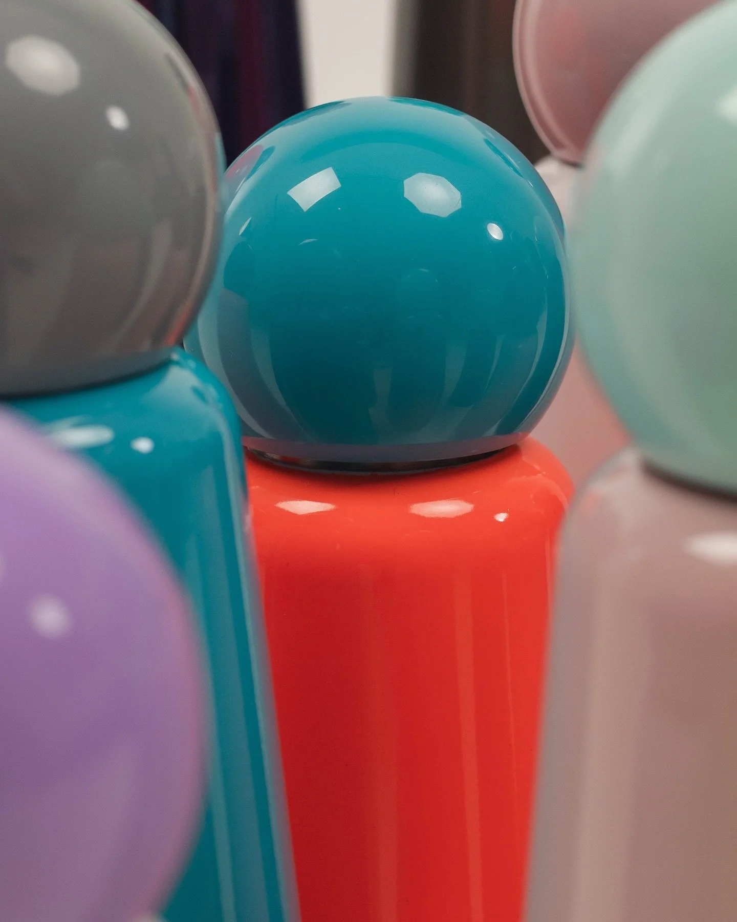 🥶🥵The mini Skittle Bottle has made its return to keep you cool during those warm waves. Check out Lund London at themlocal.com or follow the link in our bio for more +++