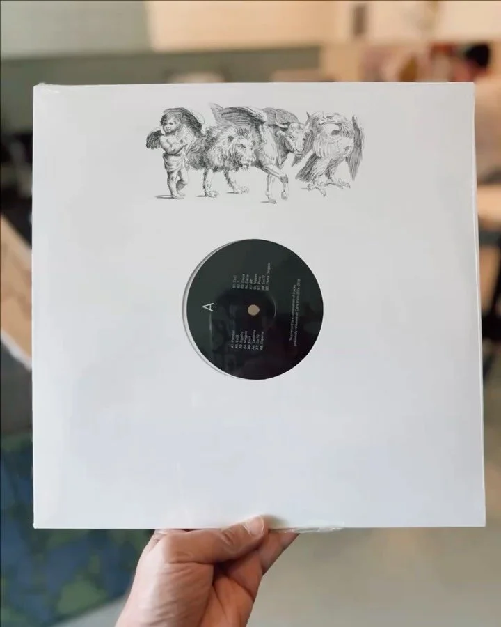 🤝 new in the shop: 

1. NIAGARA - 1807 - M&uacute;sicas Retiradas Dos CDRs (Discrepant)
2. Batu - Question Mark (Lethal Press)
3. Detroit in Effect - Who&rsquo;s In Control (Clone Records)
4. Dj Deeon - Freakmode Ep (Chiwax) 
5. David Ze - Mutudi Ua