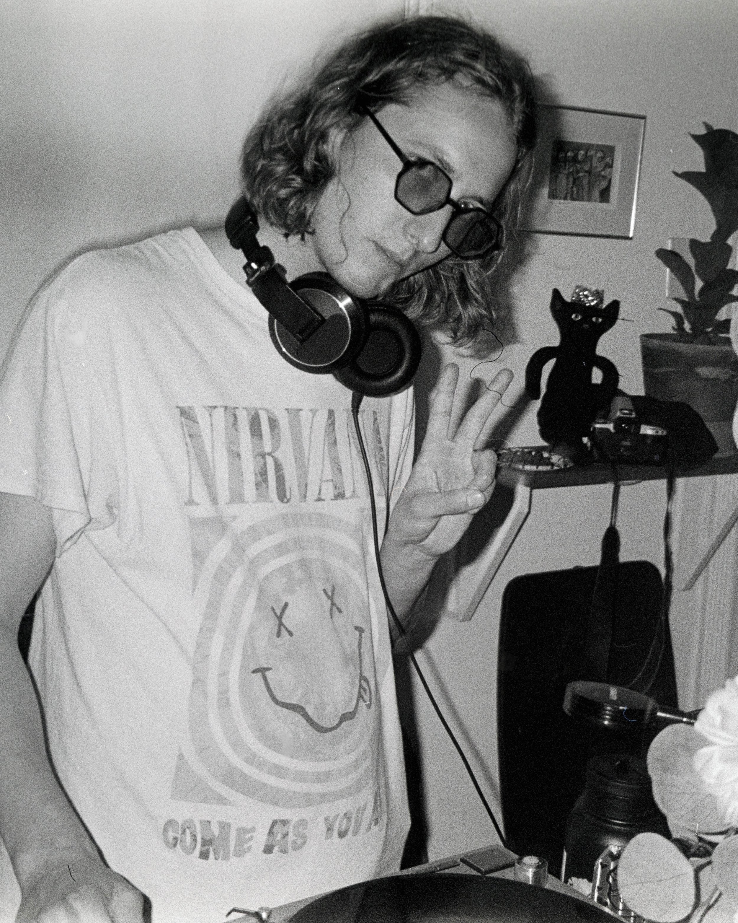 We&rsquo;re just days away from our final summer gathering at the shop, and we&rsquo;re ready to welcome Spatial Awareness, a staple in Philly&rsquo;s scene since 2025. 🌱 The event will kick off with Cyrus, @soundloungepercy sound curator and 1/2 of