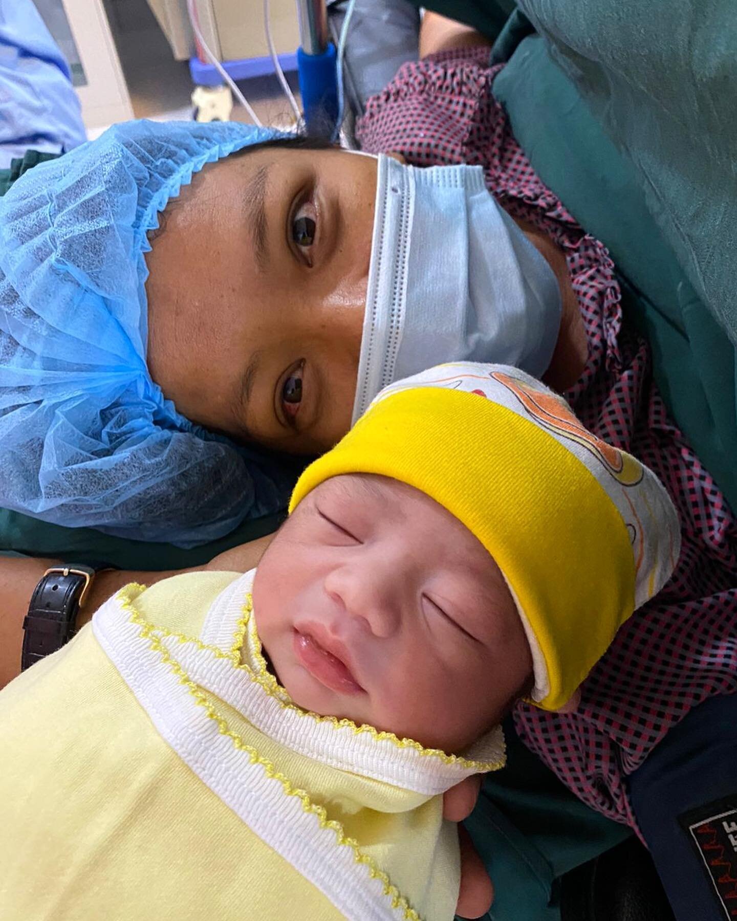 A Little Star is born &amp; the world just got Brighter!☀️⭐️💫🌟🥰

Congratulations Dr Rany &amp; Mr Angkea on the newest arrival of your beautiful little bundle of joy - Baby Anna Grace!😍

As Executive Director of @wahfoundation Dr Rany is an inspi