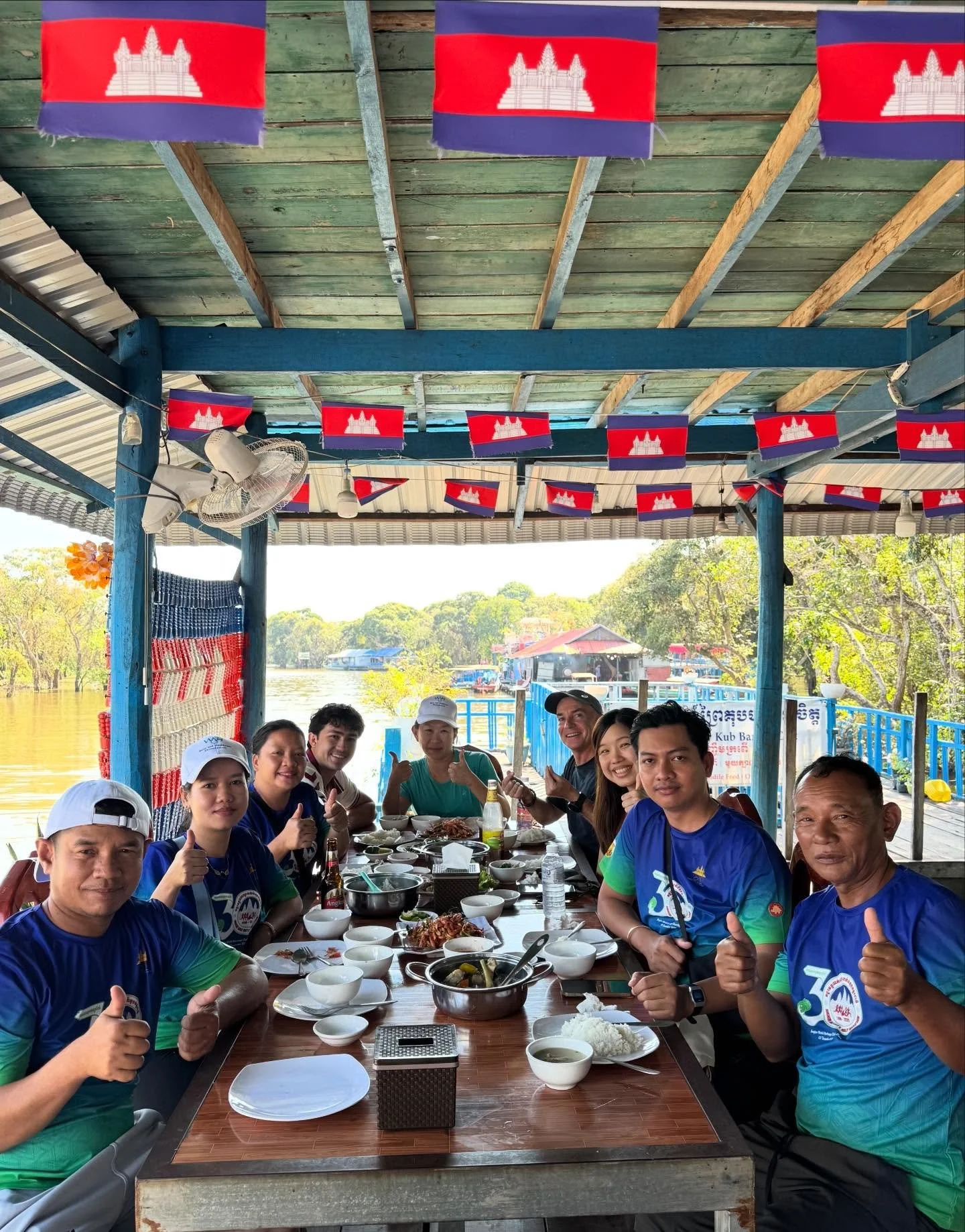 From Angkor Wat to the waters of Tonl&eacute; Sap 💙🇰🇭

Following Team WAH&rsquo;s first-ever run at the 30th Angkor Wat International Half Marathon this month, we travelled to the floating village communities of Tonl&eacute; Sap, where the lake be