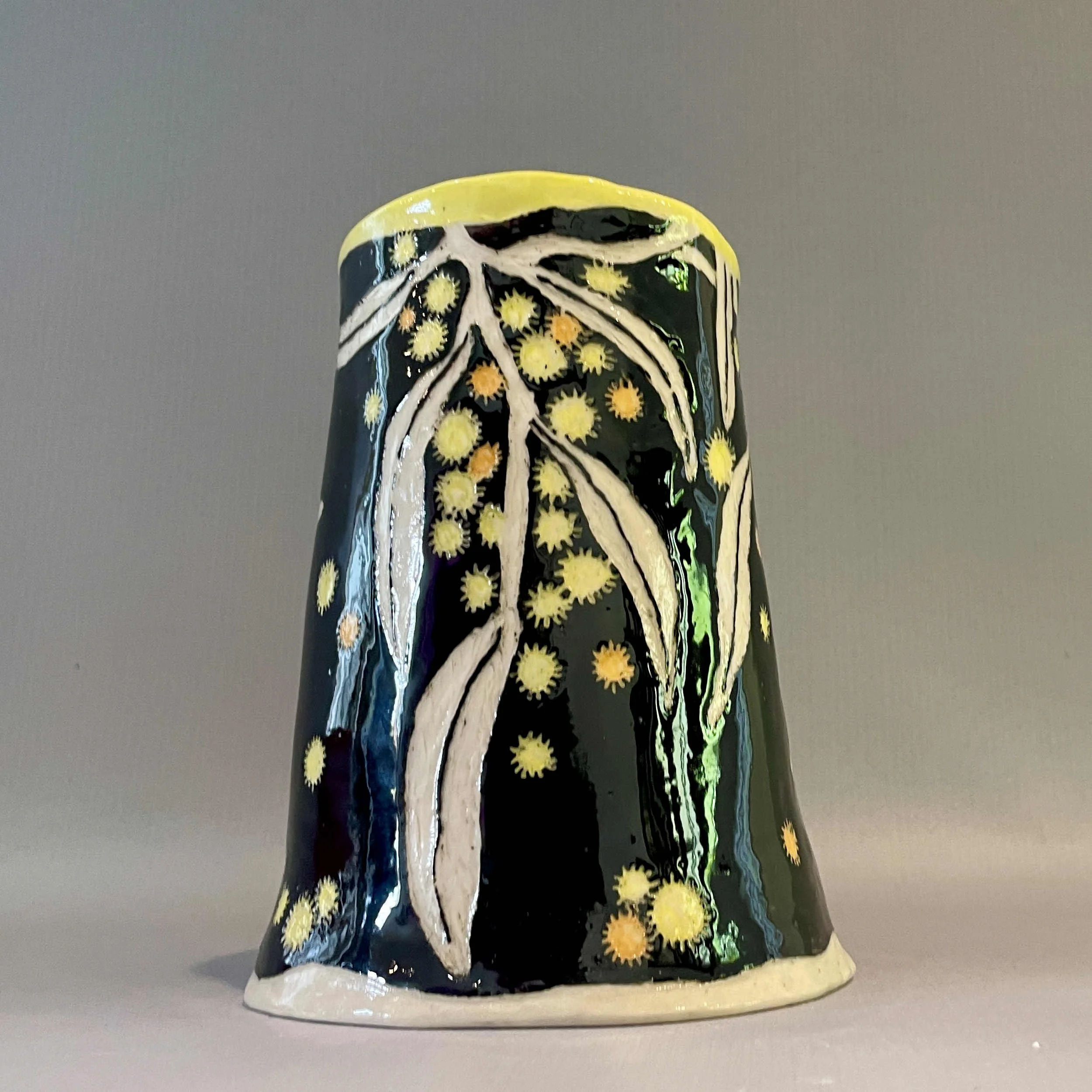Wattle Pot