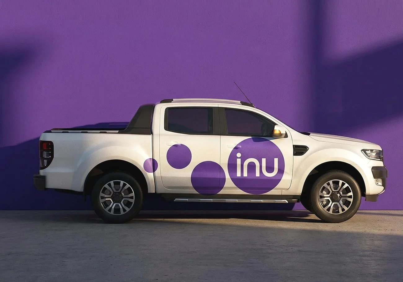 place-ute-in-front-of-a-purple-wall-with-side-lightin.jpg