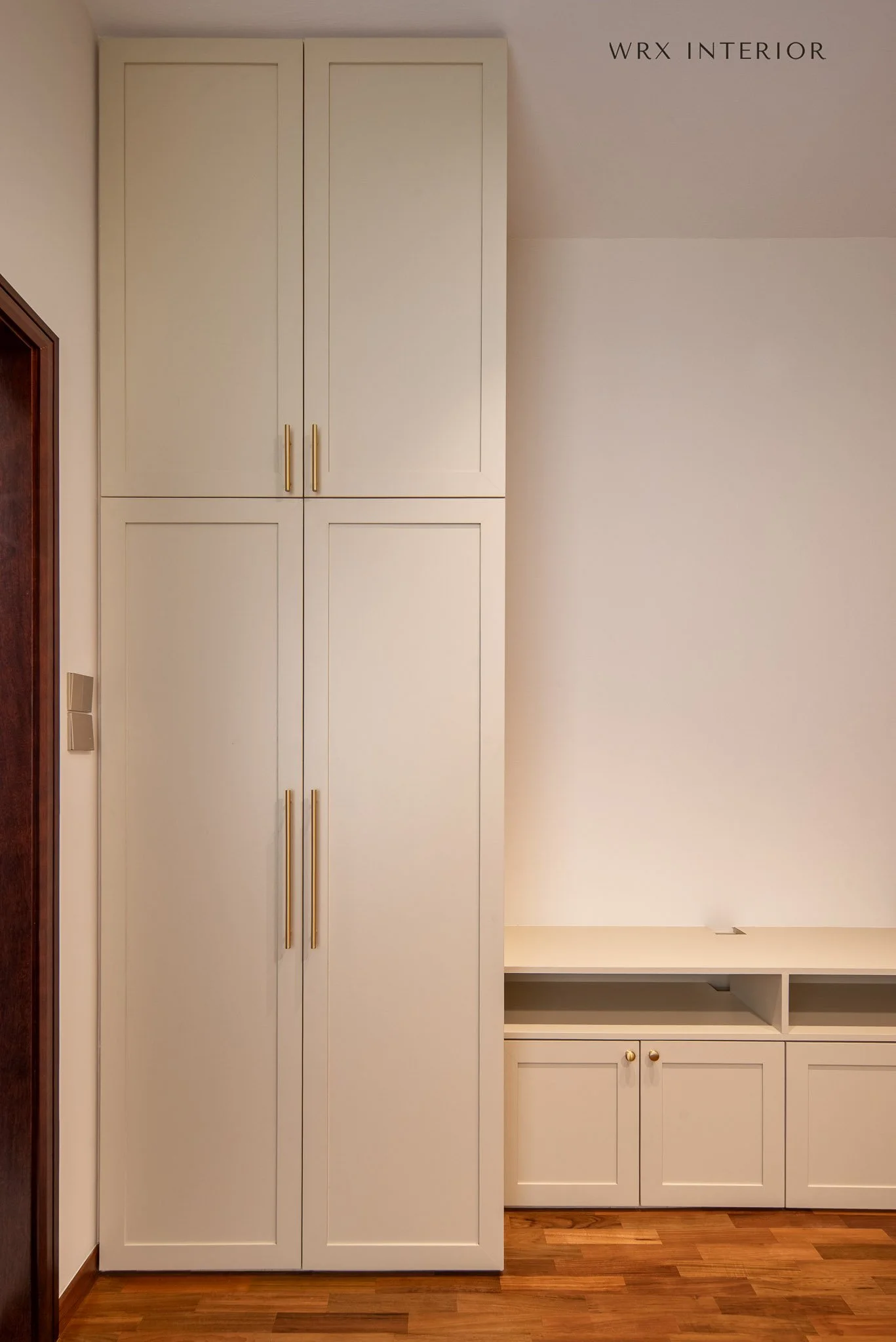 14 _ WRX Interior _ Waterside Blk 1 _ Logo.jpg