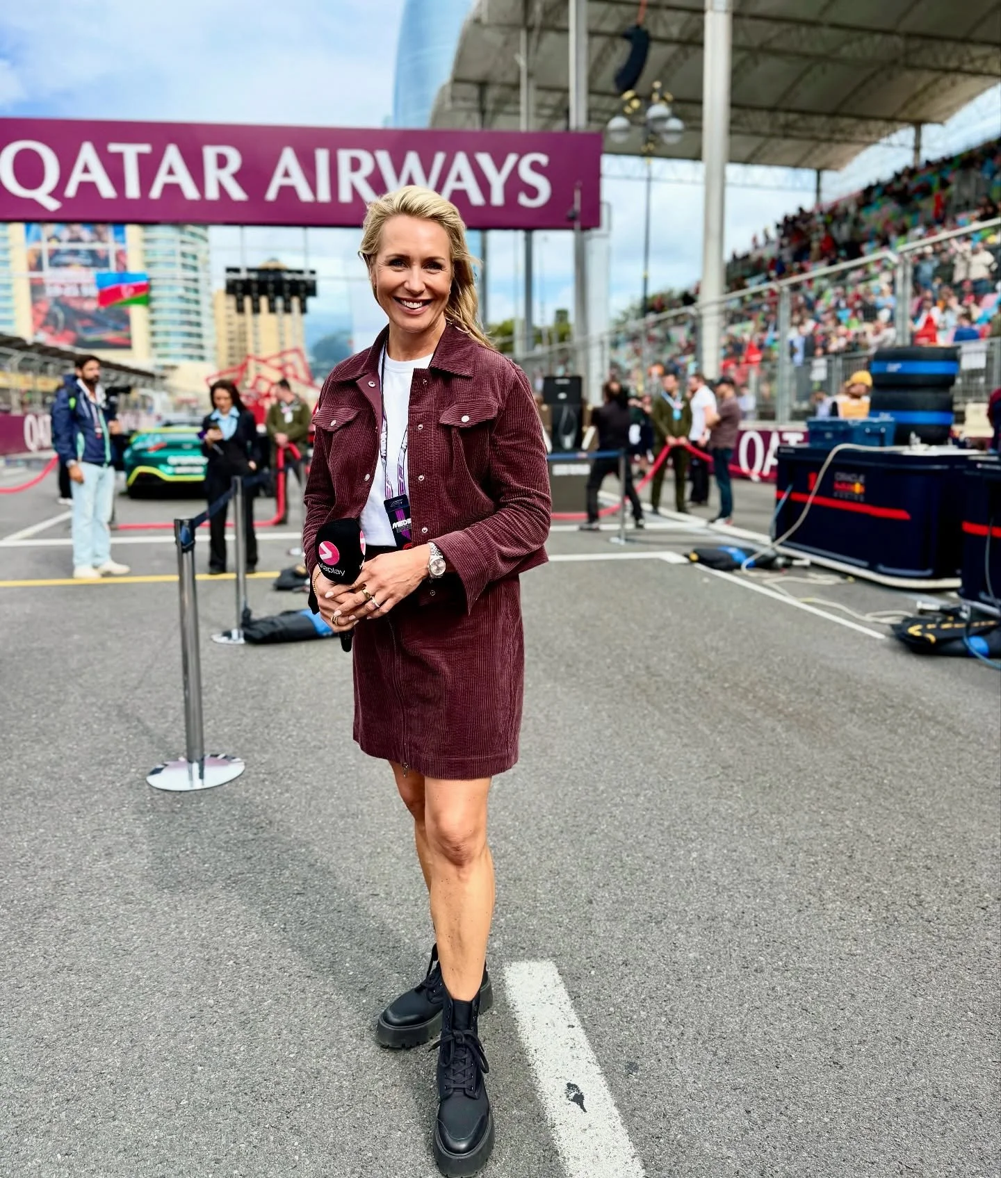 Baku - Except the unexpected 🇦🇿

What a weekend! 17/24 ✅ Seven races to go! 

Thank you team @viaplayurheilu @heikkikovalainen @ossi_oikarinen @f1niki78 @henkkamuhonen 

Thank you for the outfits again this weekend @haninprofi @villatremondo @mosmo