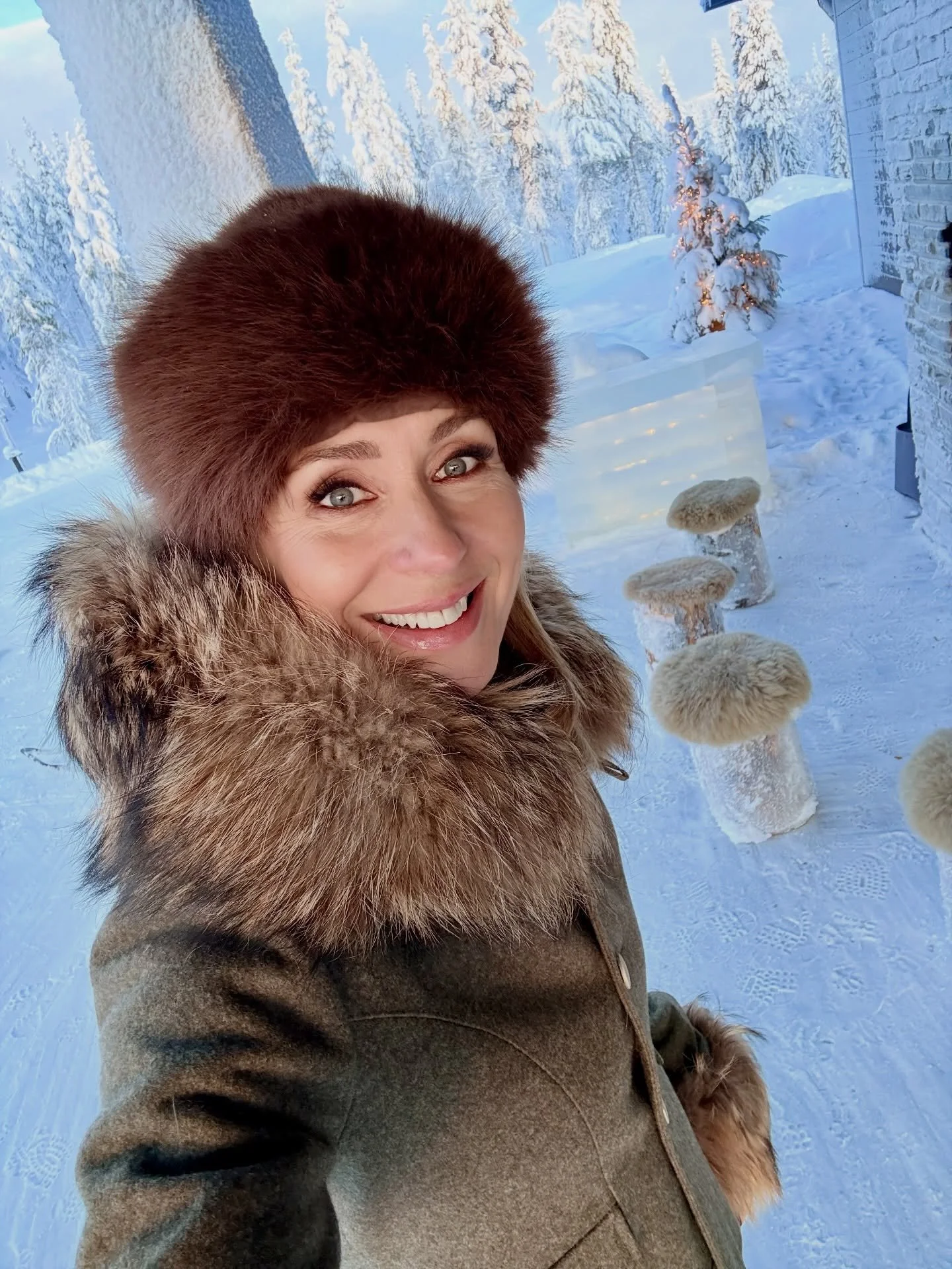 24 hours pure presence! Almost no phone means almost no pictures 😬 

What a beautiful place in the middle of the forests ❄️ Private Wilderness 🩵 Loved every second. Thank you for the incredible hospitality @octolalodge @jannelapland @henkka_top @lu