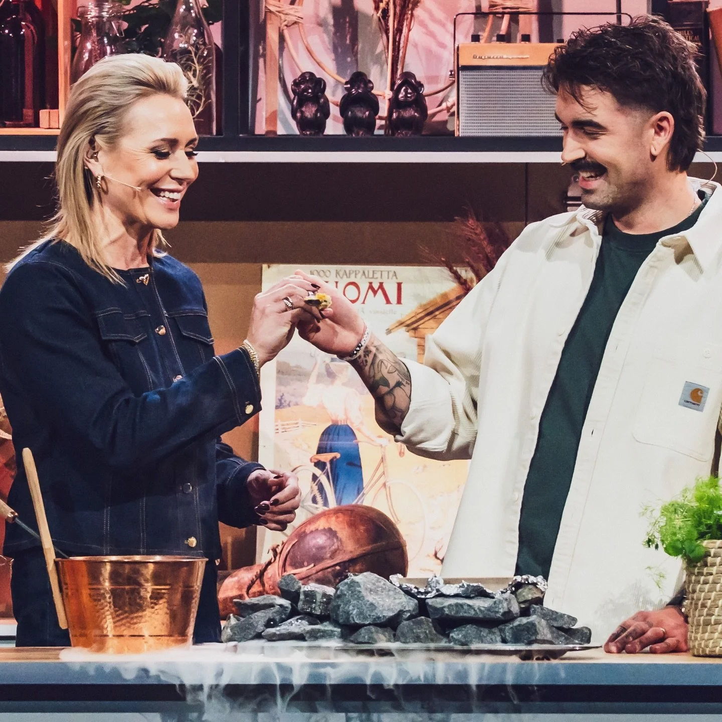 Ensimm&auml;inen semifinaali takana! Hieno ilta j&auml;lleen Tohlopissa 😍 

Finaaliin eteniv&auml;t vakuuttavasti @juha.itkonen ja @mikkonousiainen_ 💪 @evekulmala ja @hamidjasmin voivat silti olla ylpeit&auml; upeasta suorituksesta. 

Musiikeista v