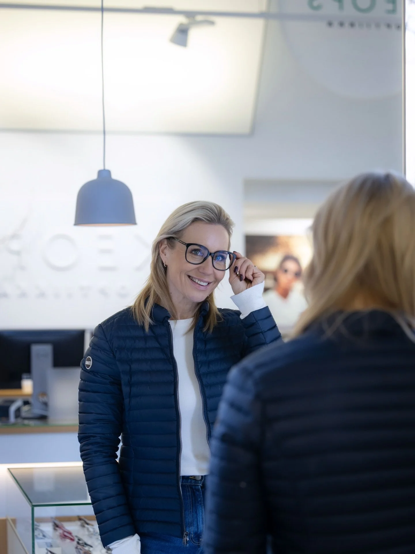 Mainos @keops_optiikka / Sis&auml;lt&auml;&auml; alekoodin

Onnelliset rillirouskut 🤩🕶️

Olen hankkinut melkein kaikki mun aurinkolasit Keopsista. Heill&auml; on laaja valikoima huippubr&auml;ndej&auml; ja ihan huikean ammattitaitoinen henkil&ouml;