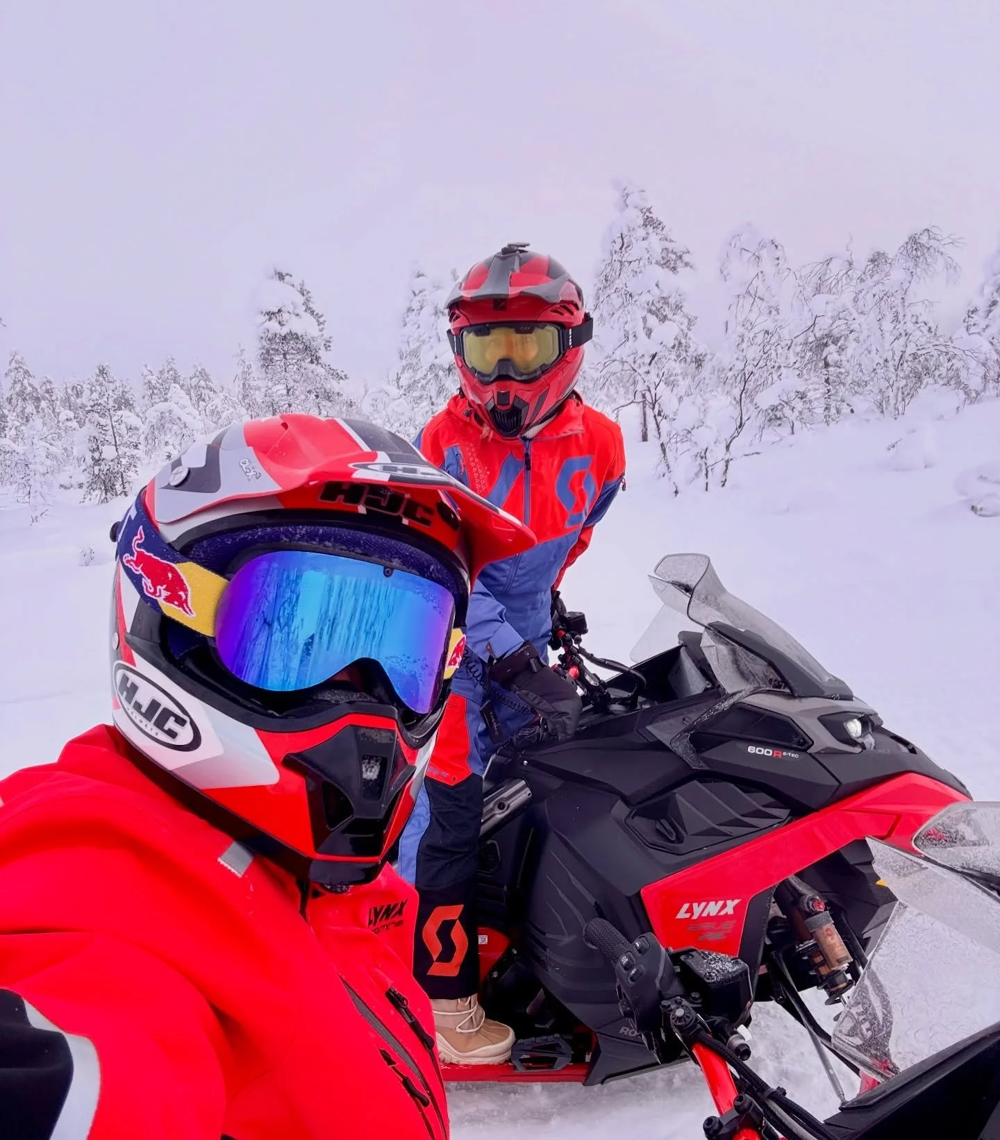 My absolute happy place ❄️🩵 

Visited first time @pallastunturi - so authentic and beautiful ❄️🩵

Now batteries fully charged for the coming F1 season! Can&rsquo;t wait 😍

#winterfun❄️ #lappland @levilapland @levi.ski