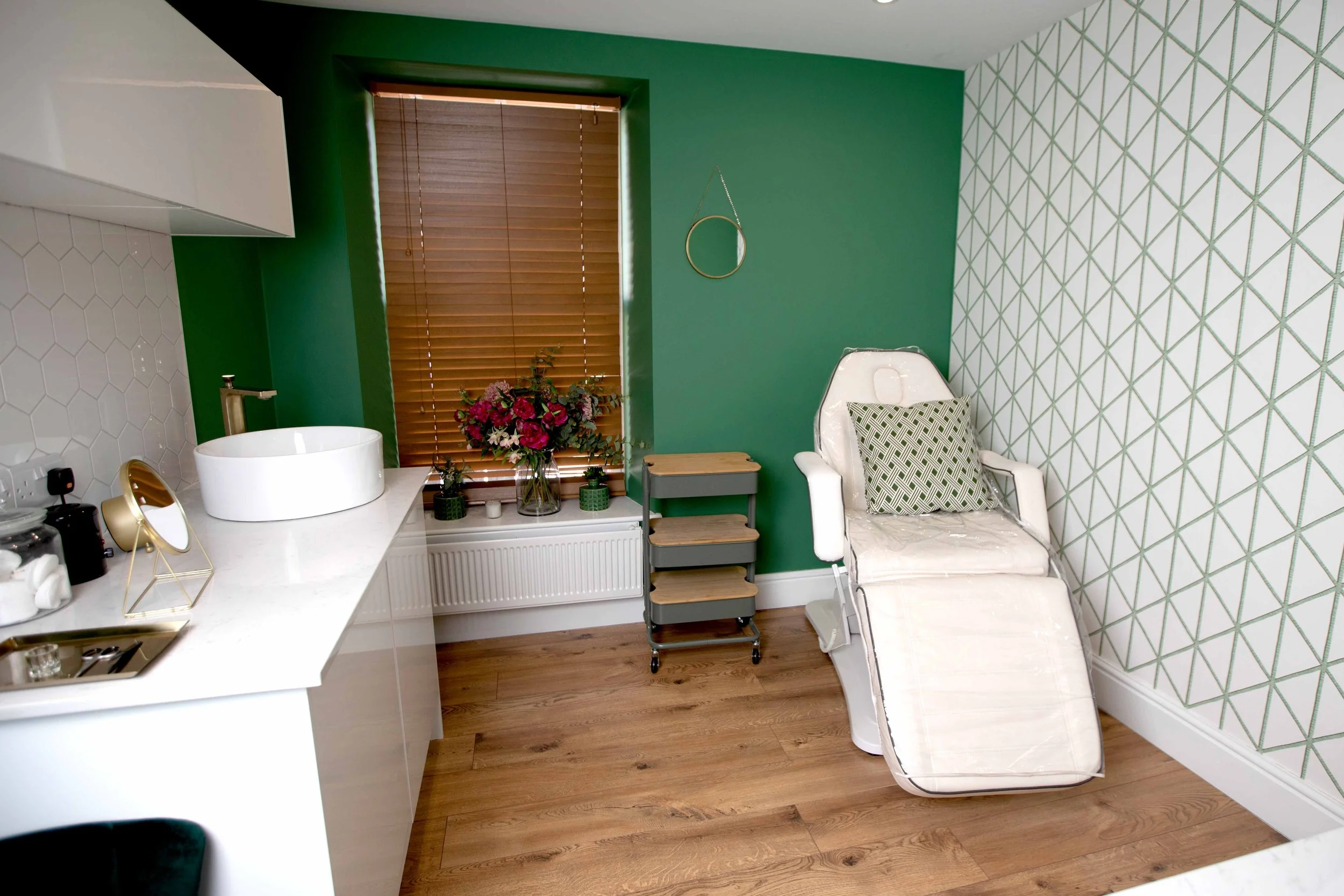 Heini-Lloyd-Treament-Room.jpg