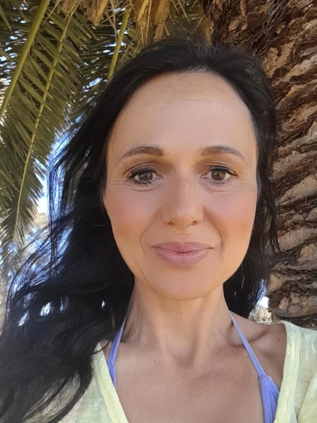 🍟 If eating's felt a bit off lately...read this 💛

I've recently come back from an adventure-packed trip down the coast - lots of boating, beach swims, bushwalking, paddleboarding &amp; rock climbing with my boys. 

Let&rsquo;s be honest&hellip; my