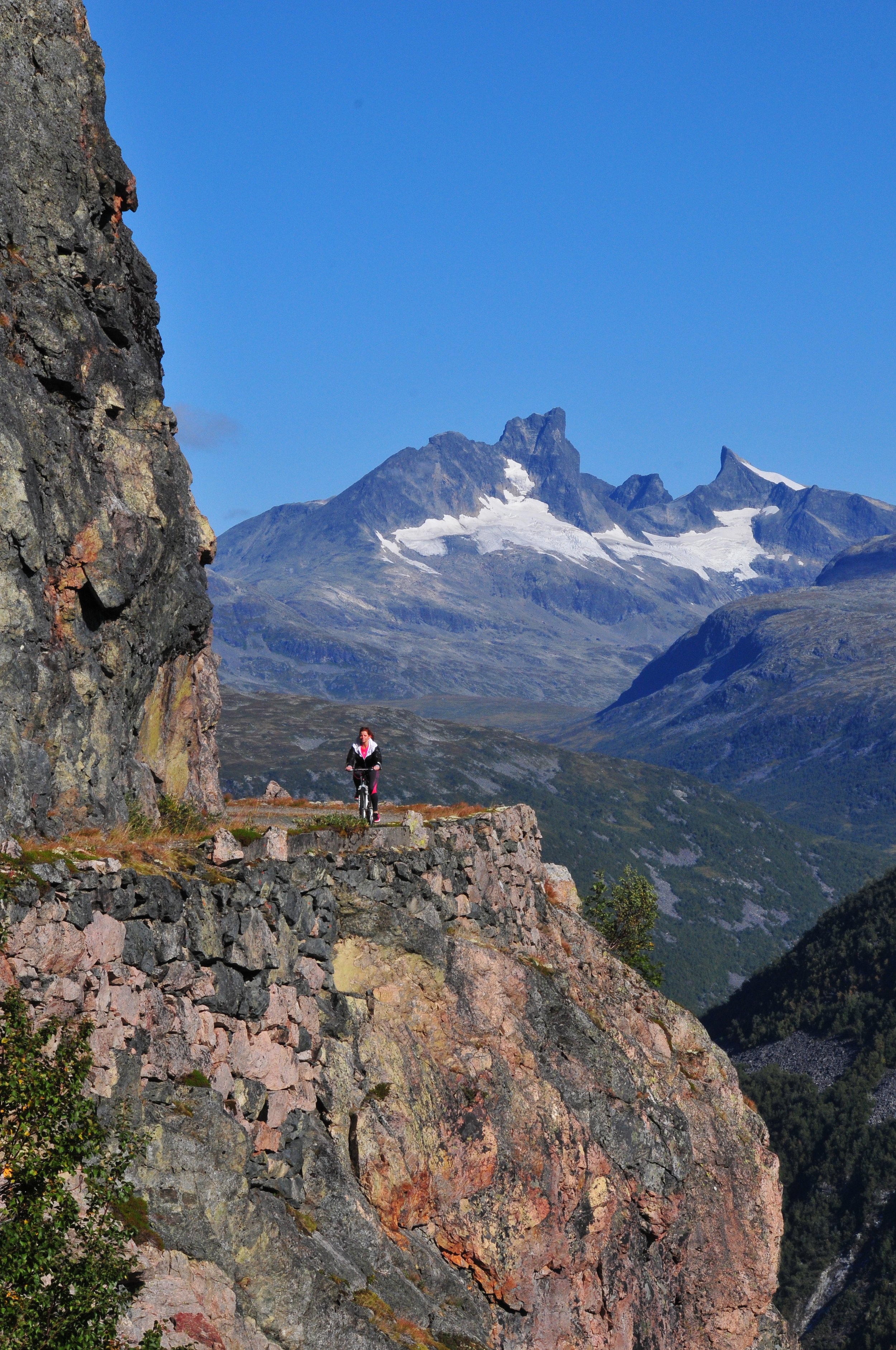Topp 3 sentrumsnære turer i Årdal