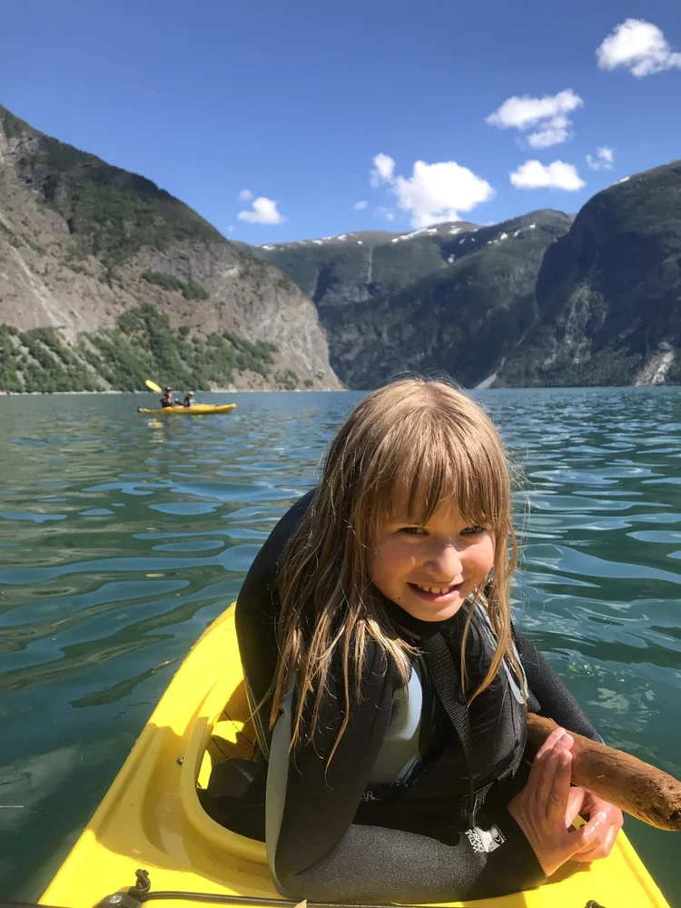 Family trip in stable tandem kayaks
