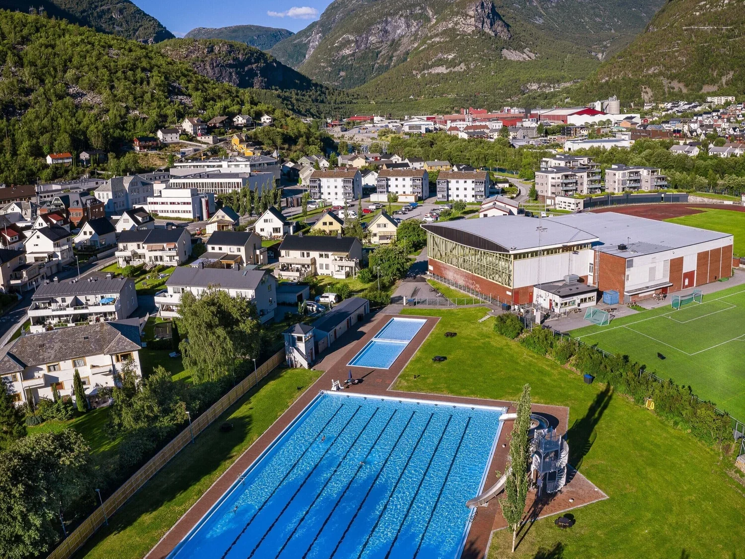 Årdal open-air bath