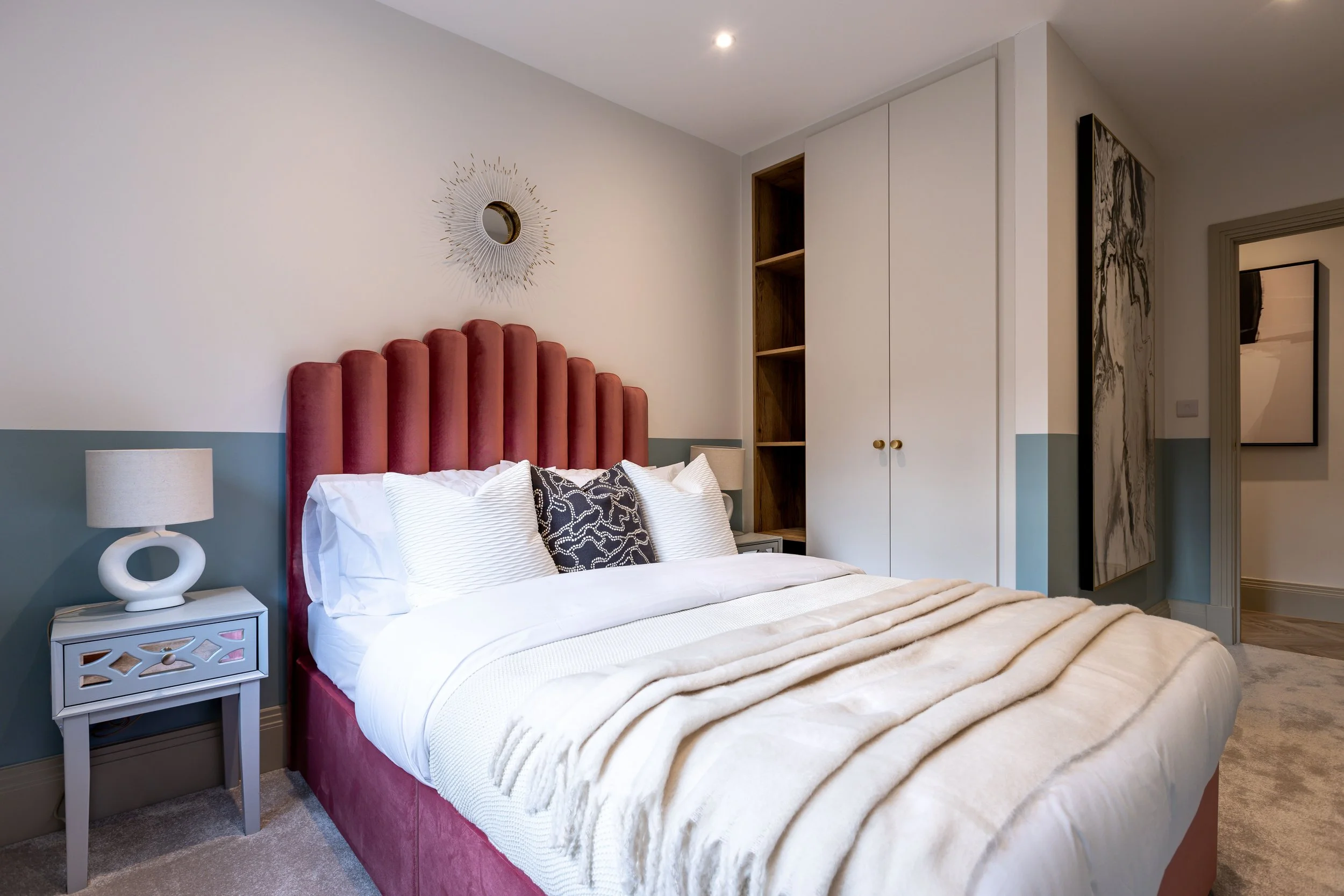 Bordeaux, Chewton Farm Rd 10.10.23-2030.jpg