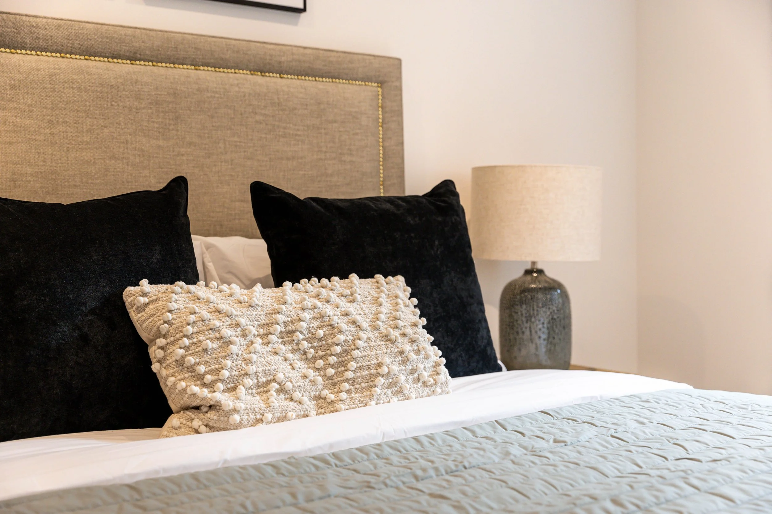 Bordeaux, Chewton Farm Rd 10.10.23-2062.jpg