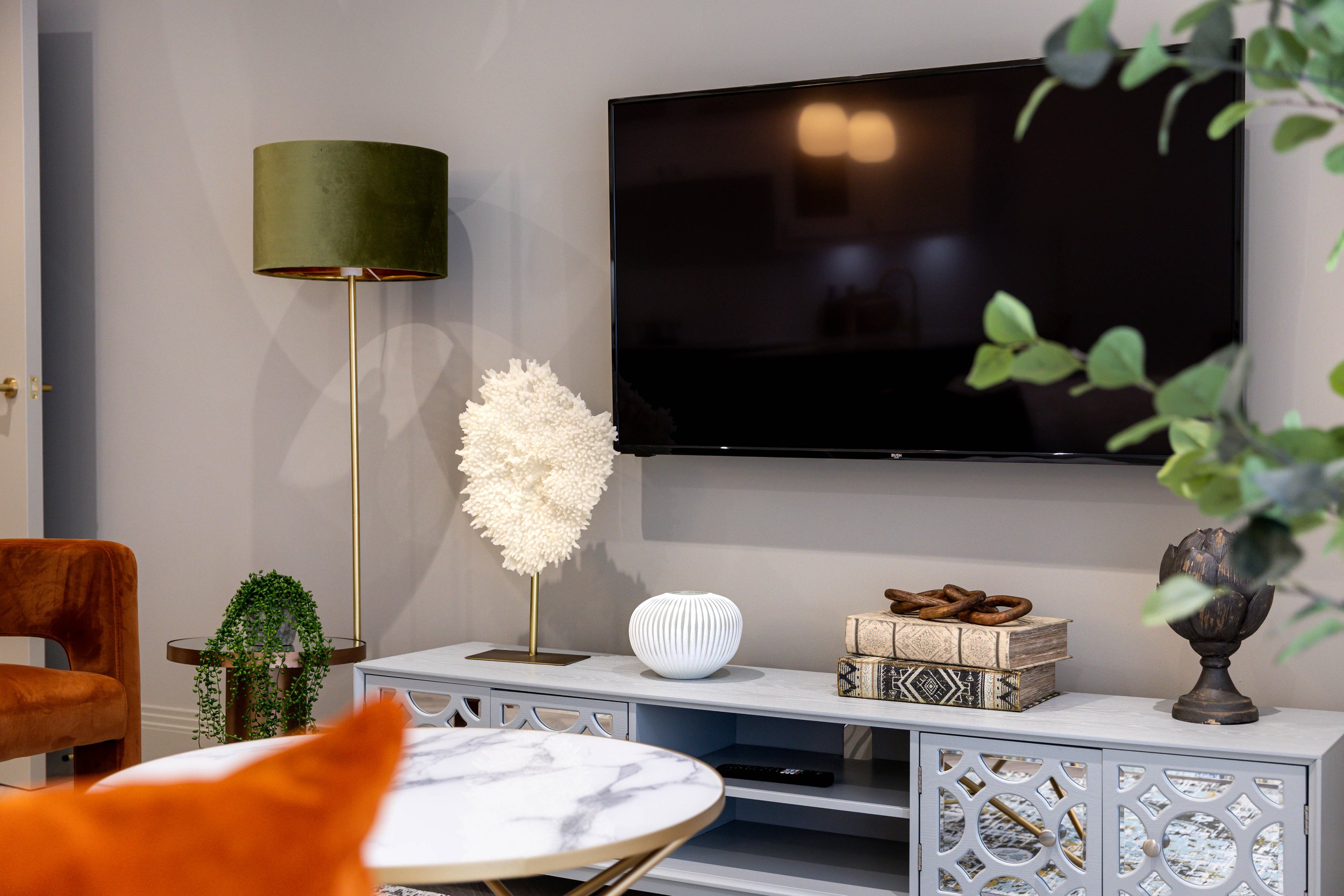 Bordeaux, Chewton Farm Rd 10.10.23-2090.jpg