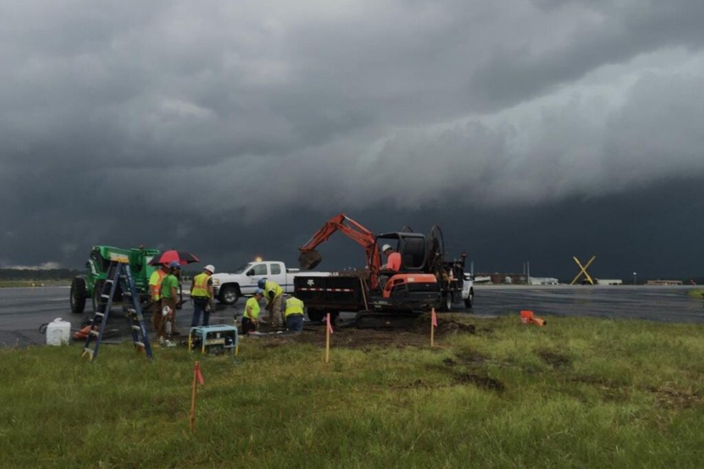 Directional-Drilling-Crew-Working-in-Rain-1024x683.jpg