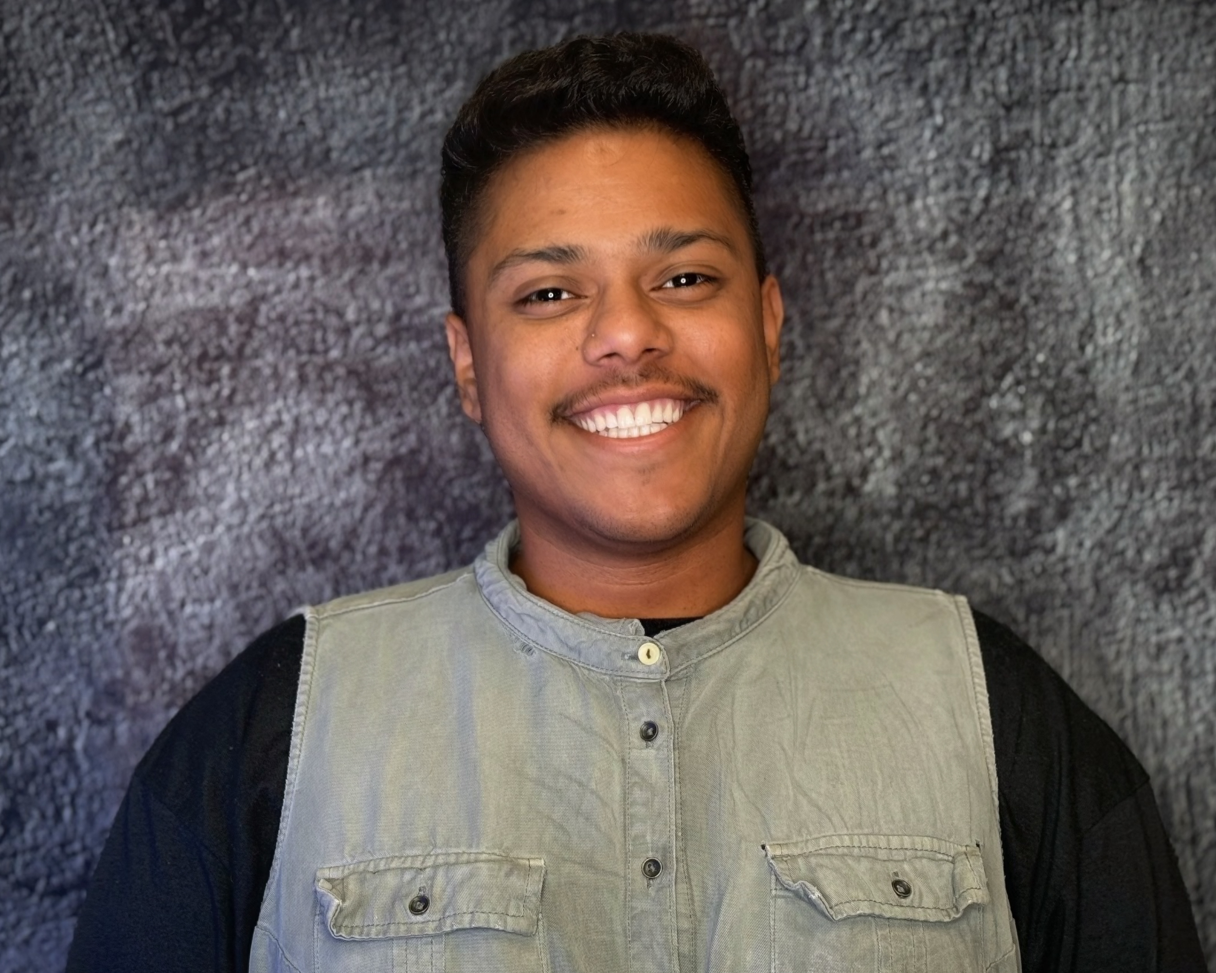 Headshot of Bryan Straub