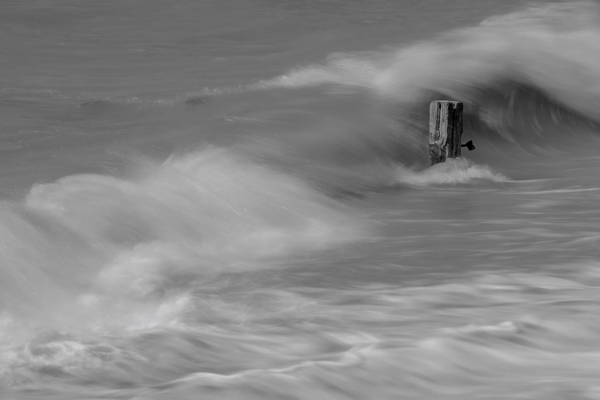 Breaking wave - Aug 2025