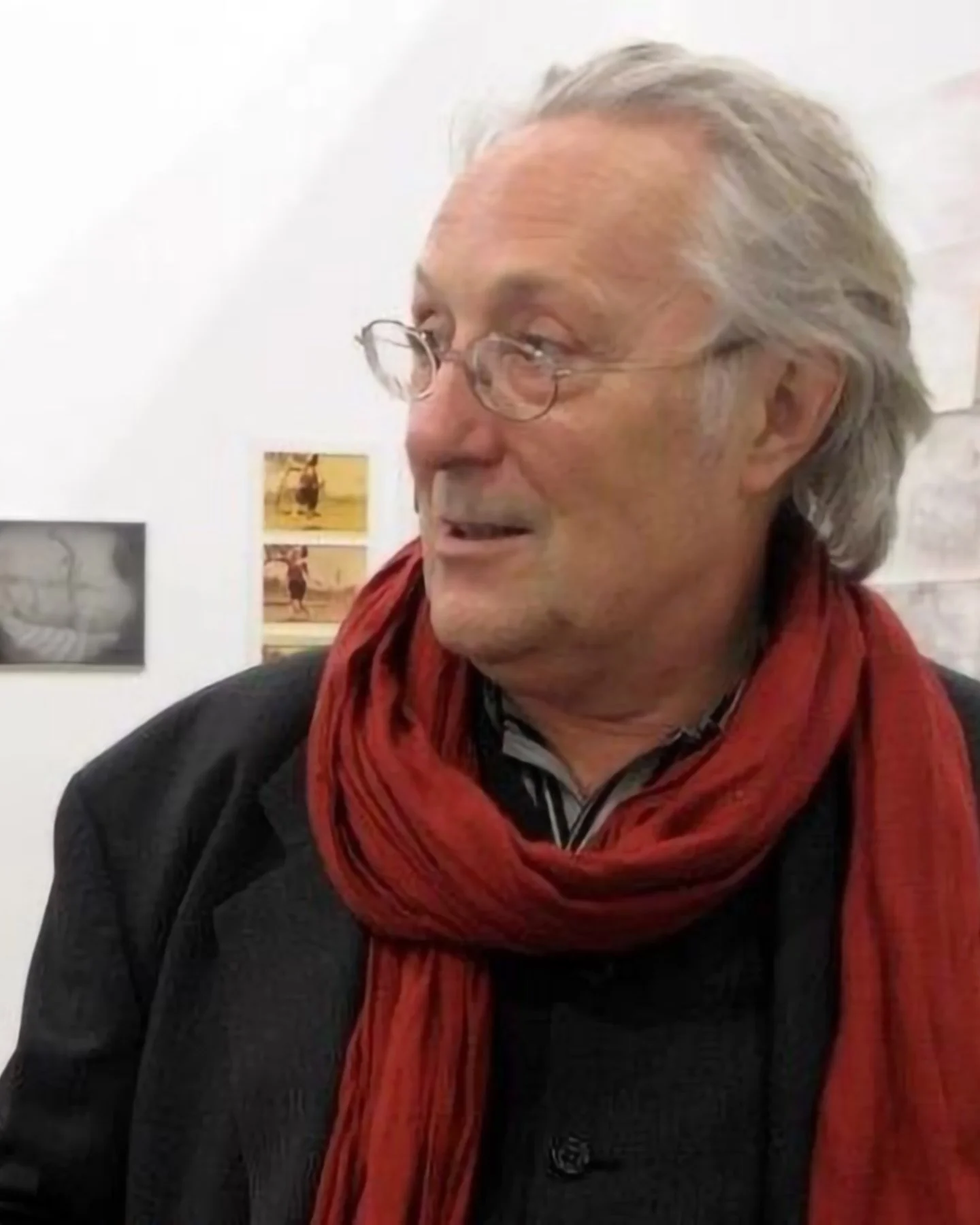 Our second Art for Christmas guest artist is  @alanrankleprojects 👨&zwj;🎨

🖌️ Alan&rsquo;s work explores historical, social and environmental issues informed by his interest in the evolution of landscape art.

🌊 He splits his time between St Leon