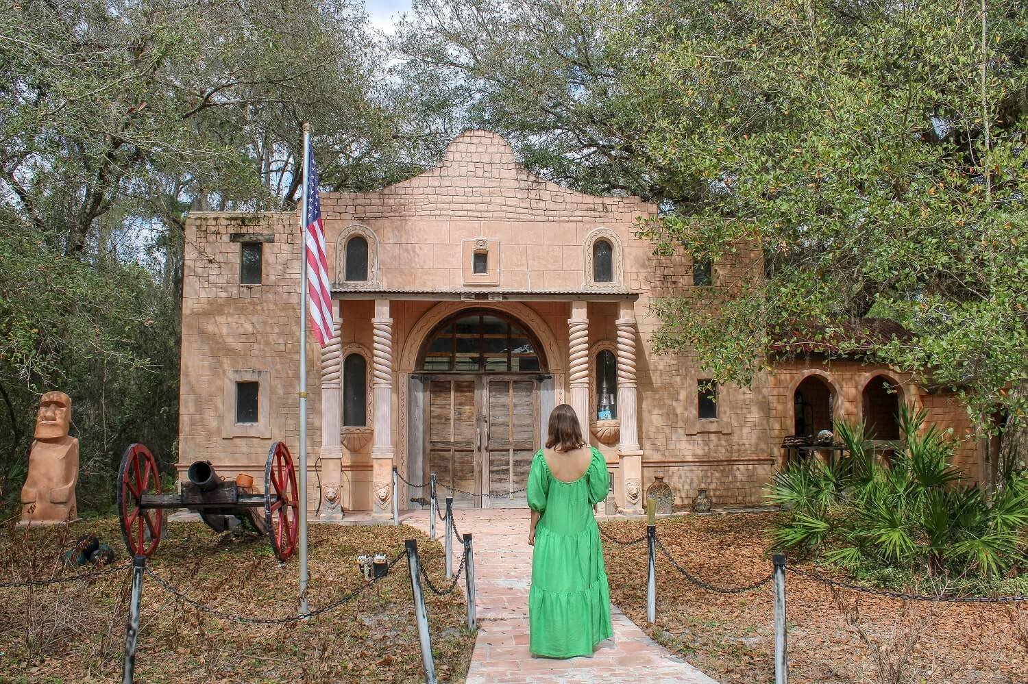 Solomon's Castle in Ona, Florida, Alamo building