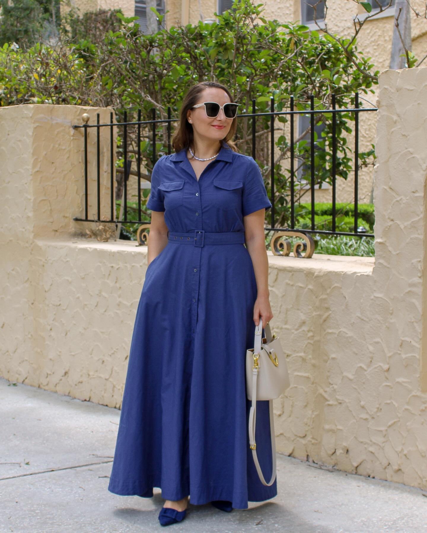 Overdressing is the way to go, in my book. This and many other flowy dresses are on BloomingMagnoliasBlog.com, if you, too, like to overdress 😉. 

#overdressed #dressupdaily #femininestyle #classicstyle #timelessstyle #elegantstyle #wearwhatmakesyou