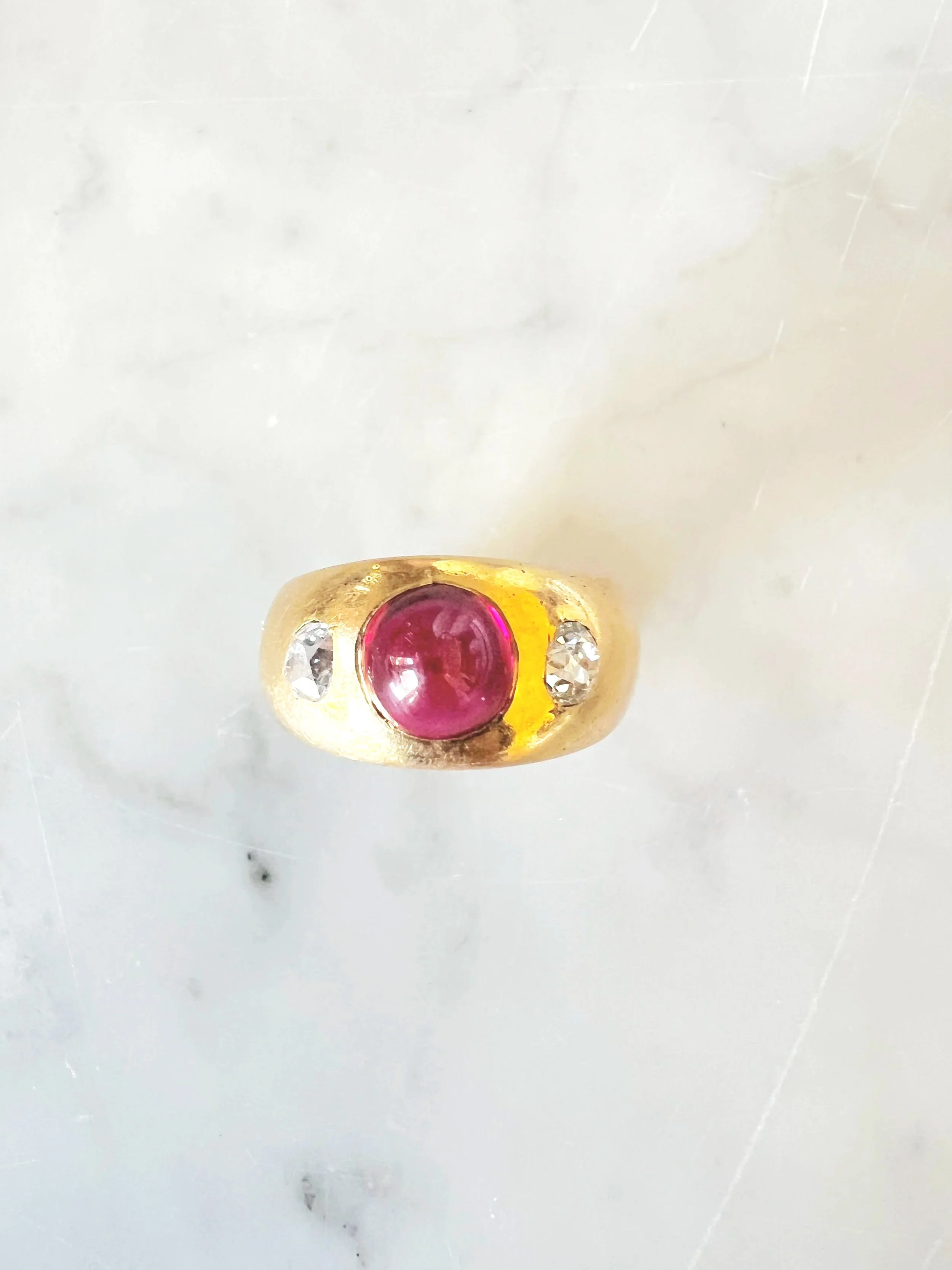 Antique 18K Gold Ruby & Diamond Art Deco Ring