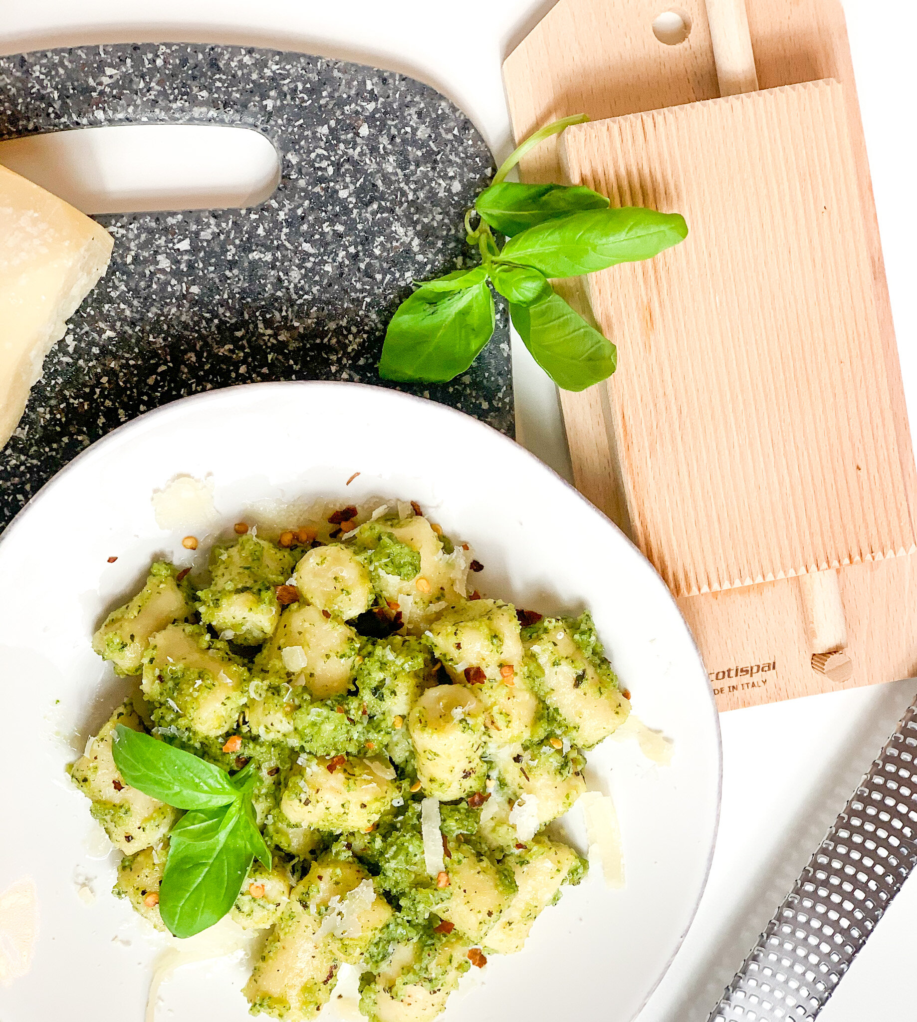 gnocchi pesto.jpg