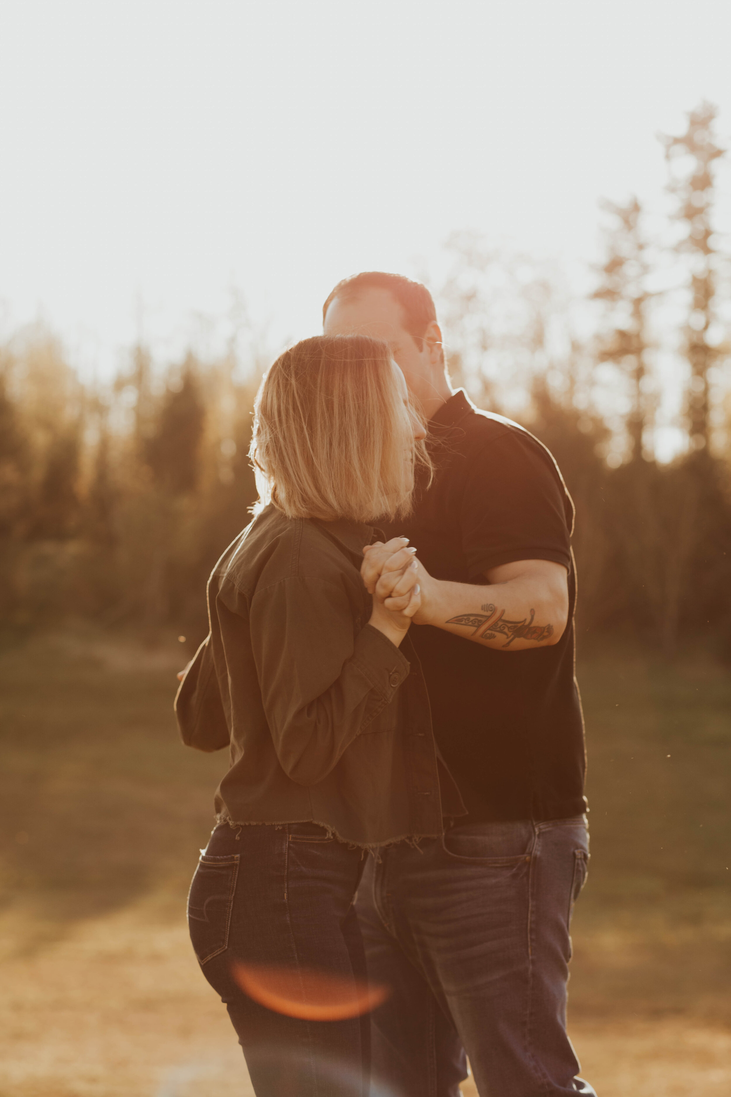 Abbotsford-wedding-photographer-sunset-couples-10.jpg