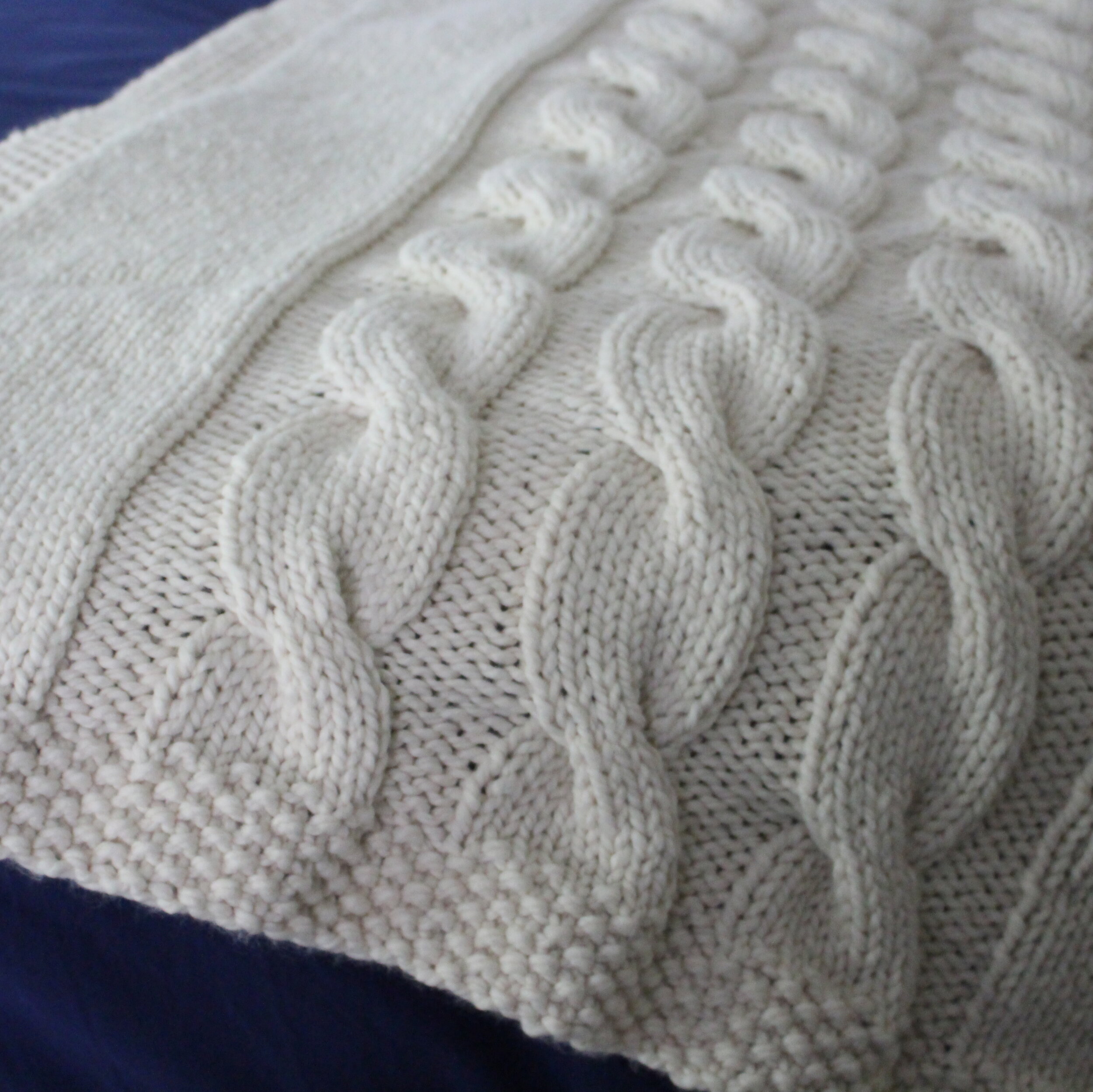 Chunky Cable Throw Knit Pattern - 