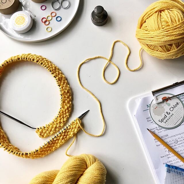 One year ago today I was casting on and *making plans* for something new with this gorgeous Spud &amp; Chloe Sweater yarn in &lsquo;Firefly&rsquo;. 💛This simple beginning became the &lsquo;Making Plans&rsquo; blanket design&hellip;.inspired by Trish
