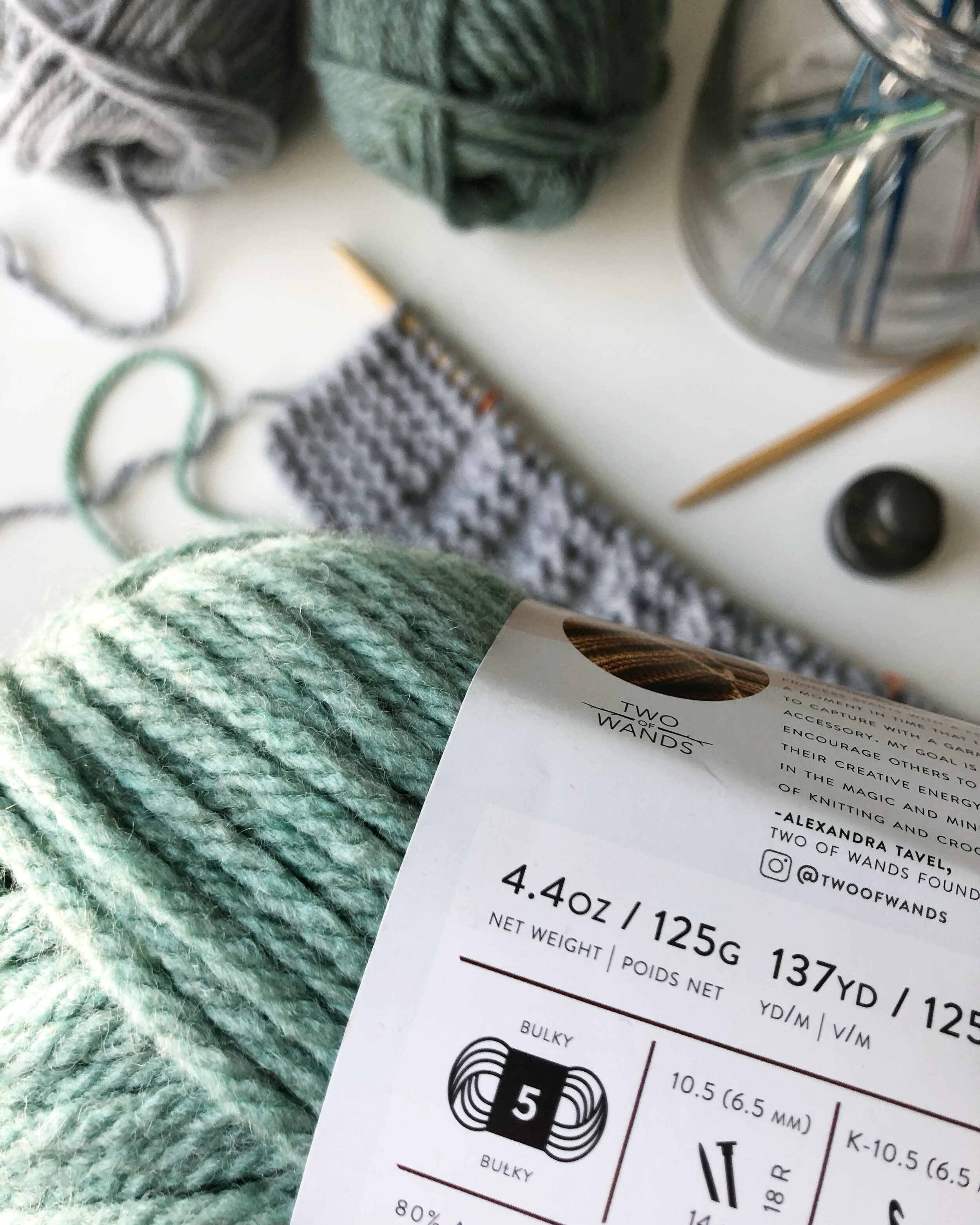How to Choose the Best Type of Yarn for Your Giant Knitting
