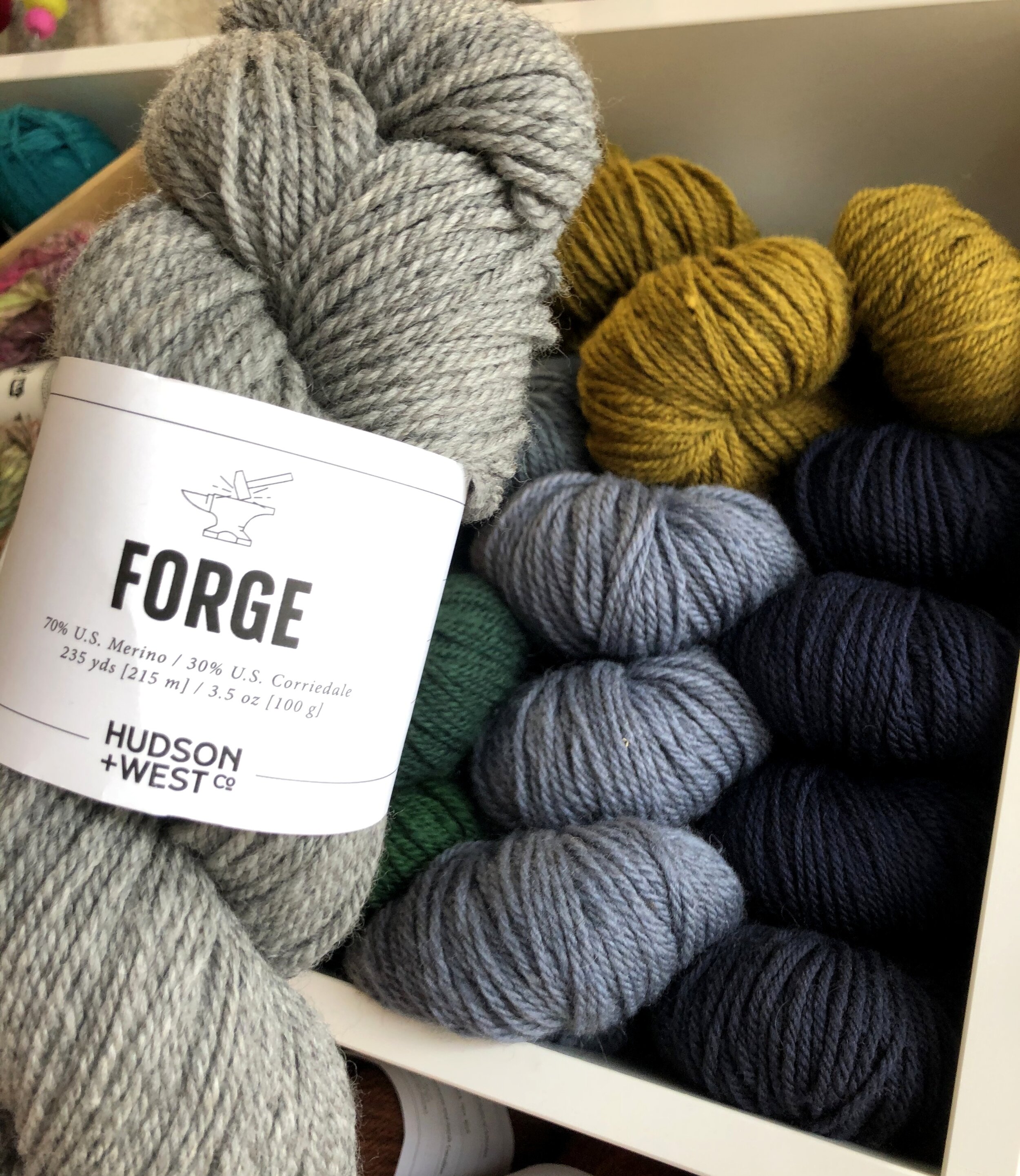 More than 25 Worsted Weight Yarns for Blanket Knitting — Fifty