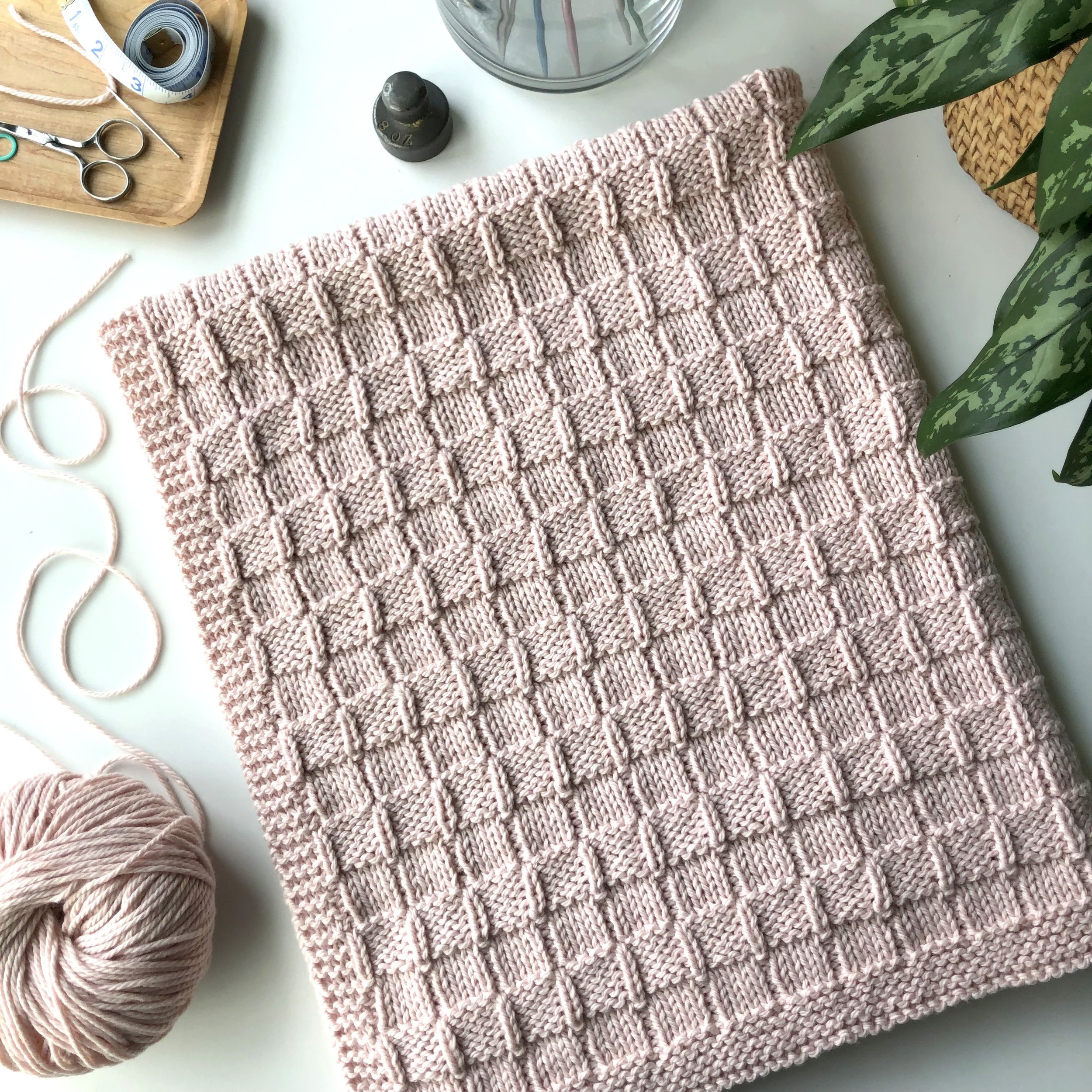 Easy to Knit Blanket Knitting Pattern for Super Bulky Yarn - Reversible -  Game Time - Beginner — Fifty Four Ten Studio