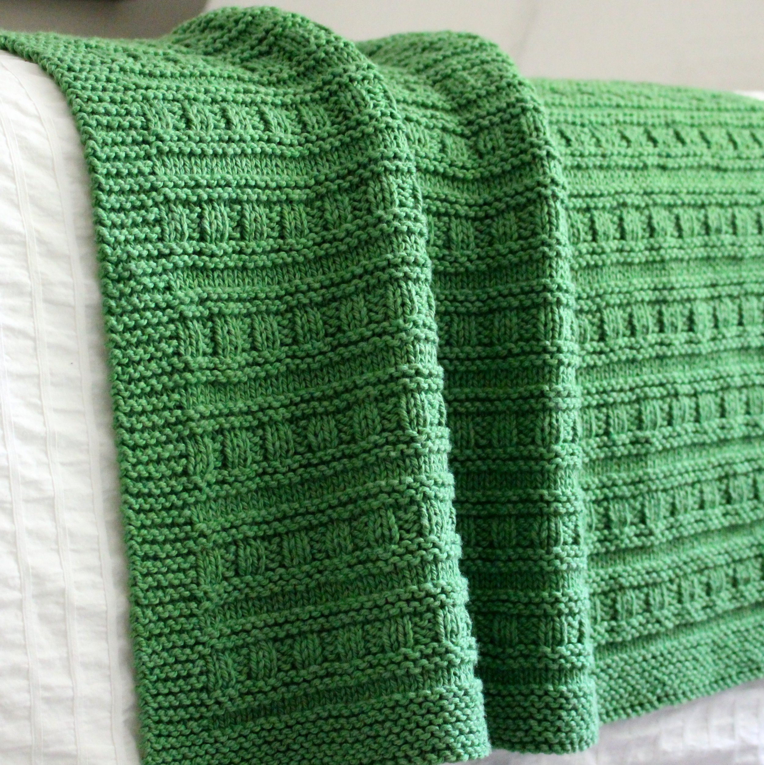 Chunky Striped Throw Blanket Knitting Pattern - Every Now & Then — Fifty  Four Ten Studio